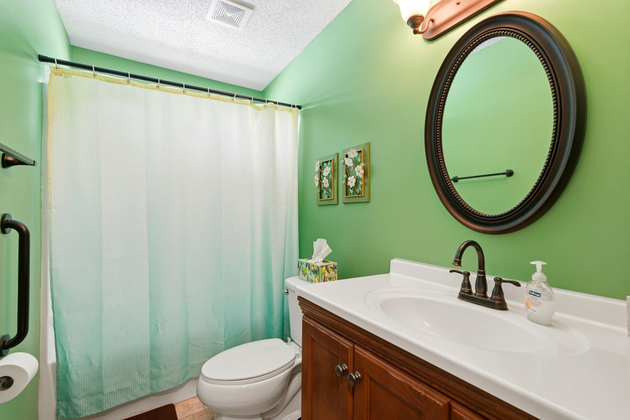 1105 Pantheon Dr. Property Photo 3