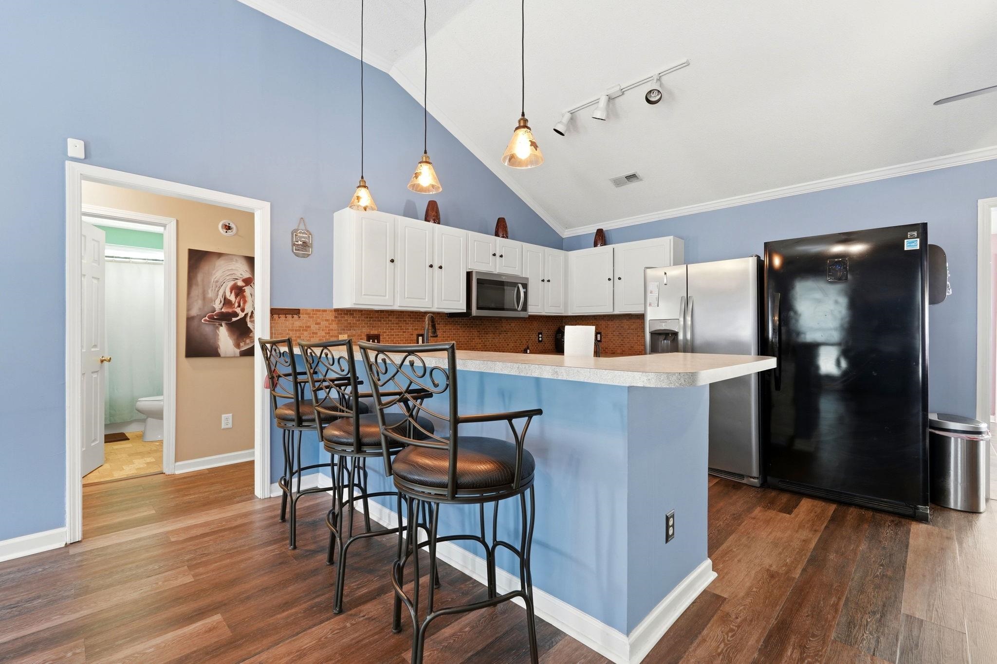 1105 Pantheon Dr. Property Photo 6