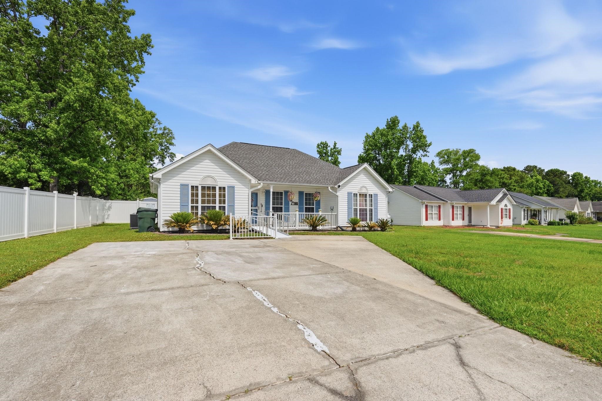 1105 Pantheon Dr. Property Photo 28