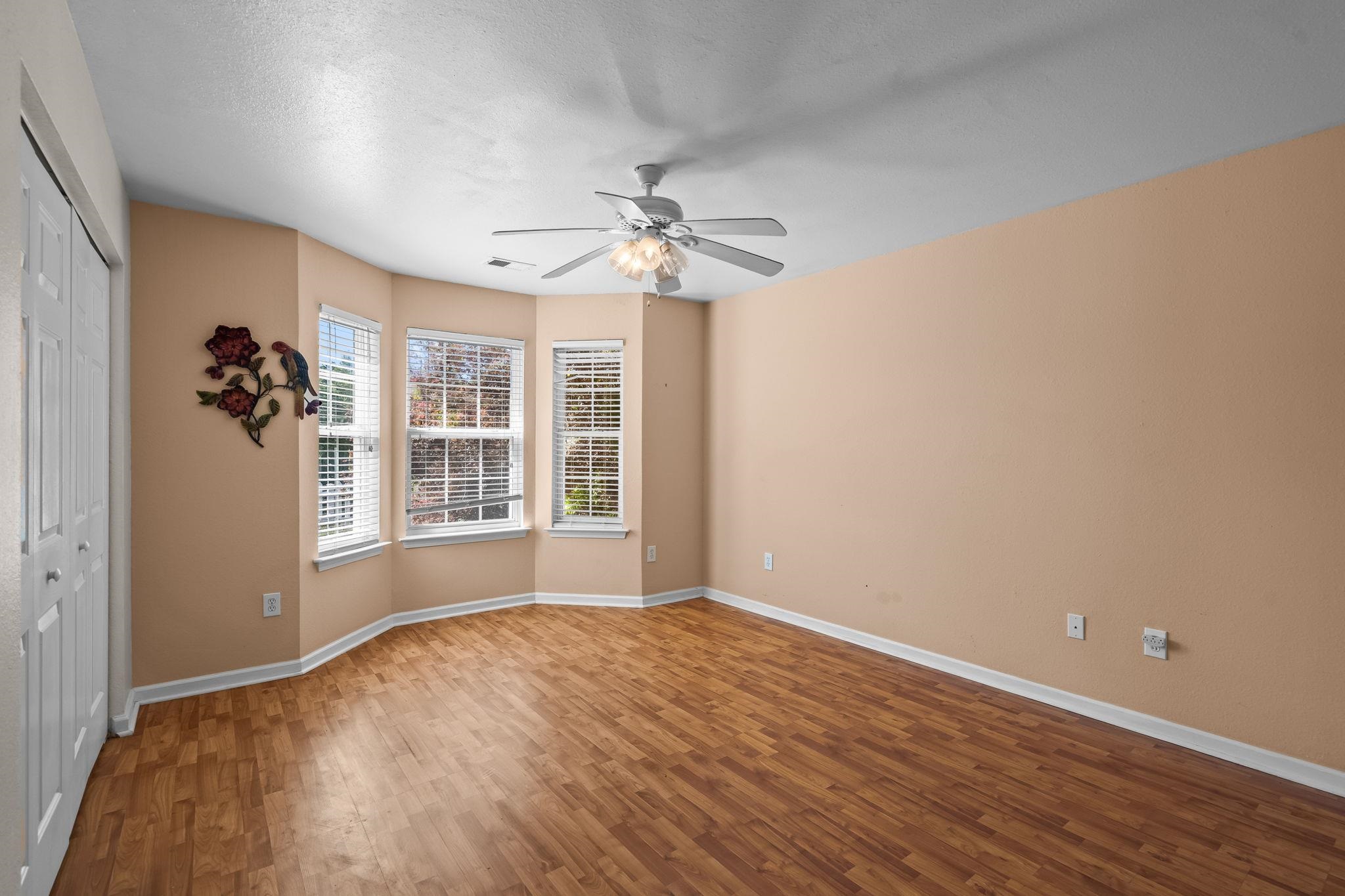 977 Silvercrest Dr. Property Photo 26