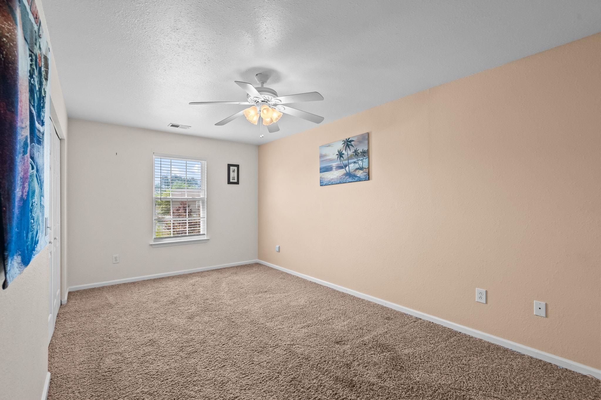 977 Silvercrest Dr. Property Photo 34