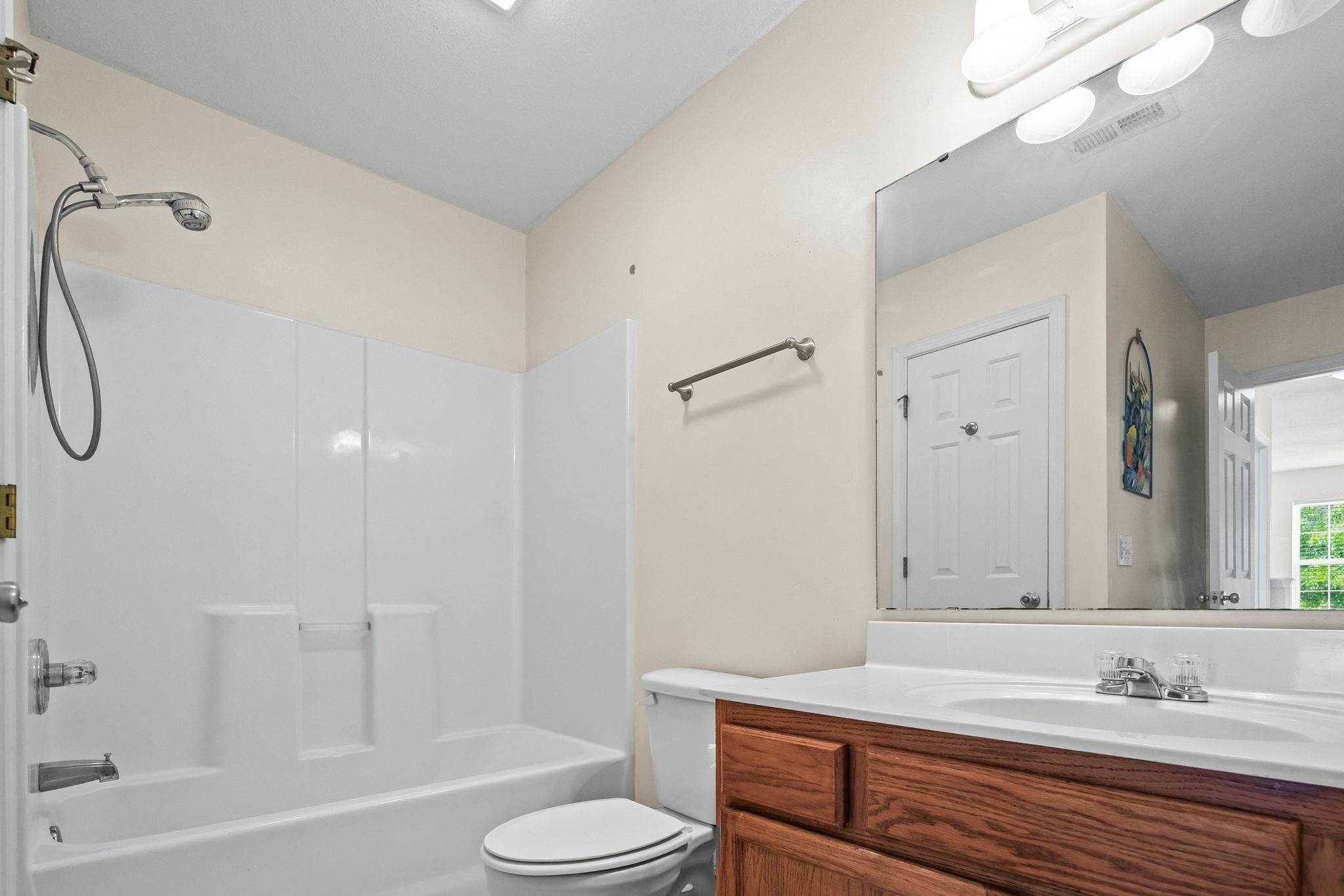 977 Silvercrest Dr. Property Photo 38