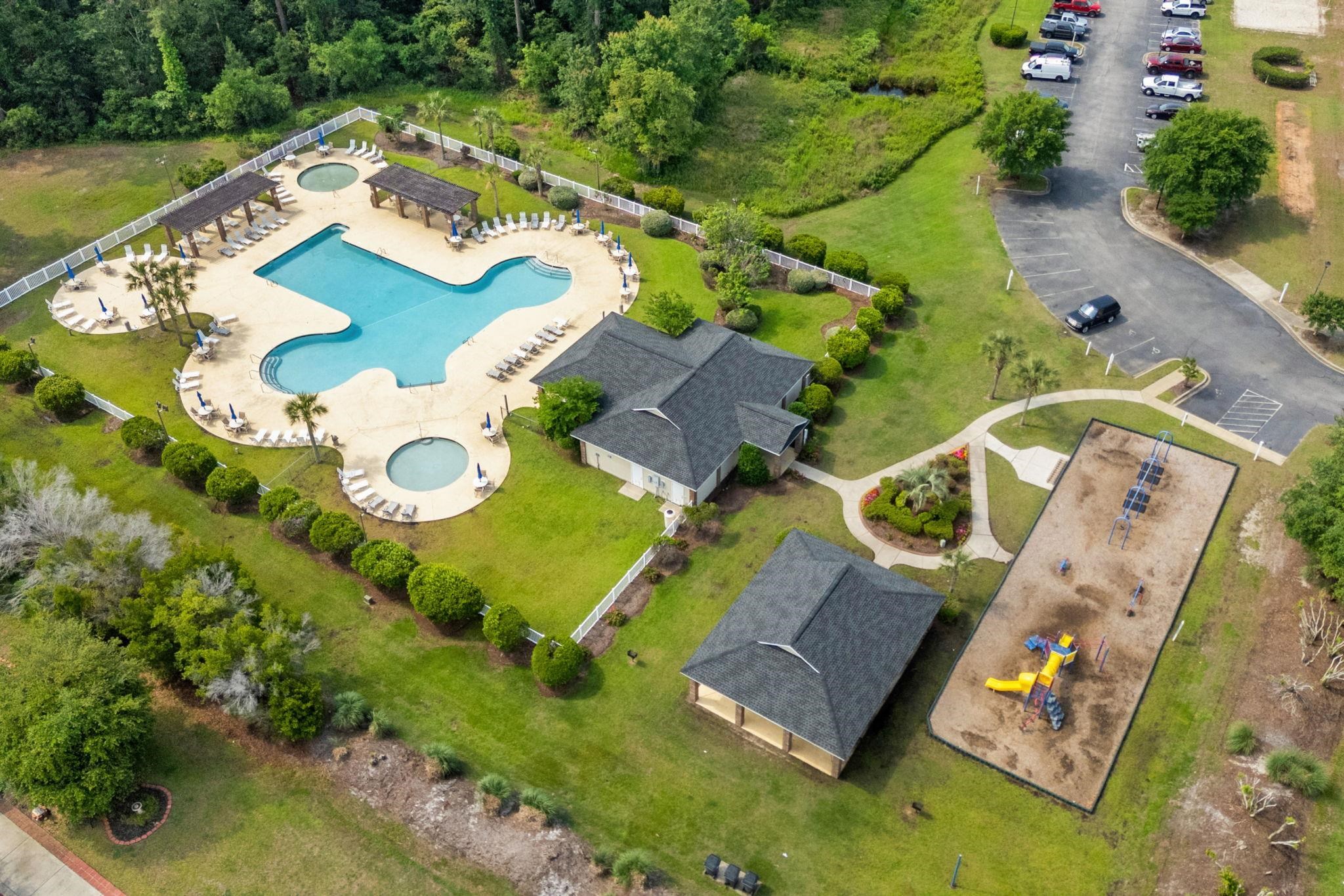 977 Silvercrest Dr. Property Photo 45
