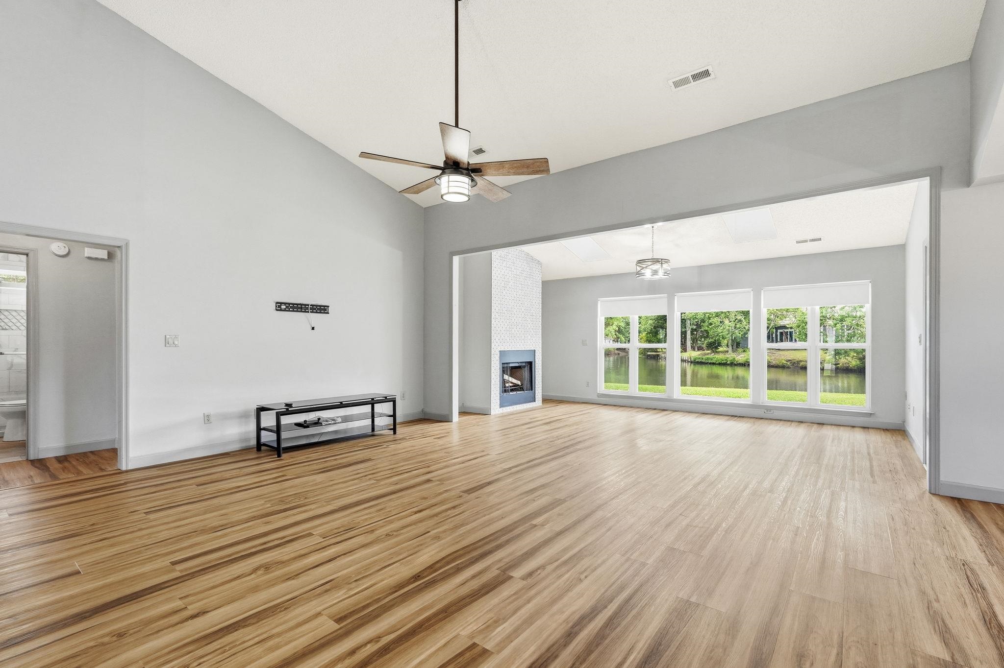 1815 Wexford Ct. Property Photo 7