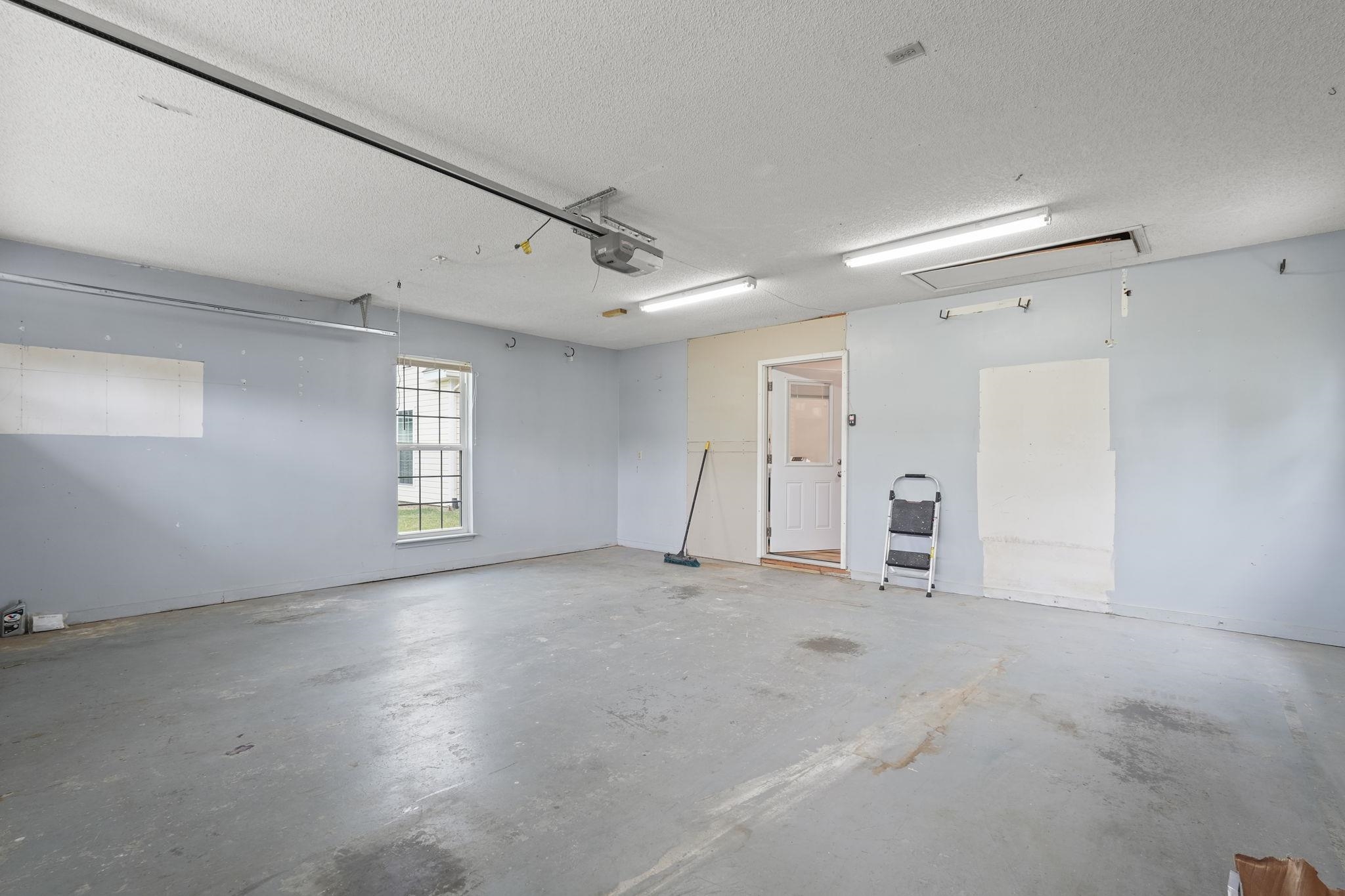 1815 Wexford Ct. Property Photo 30