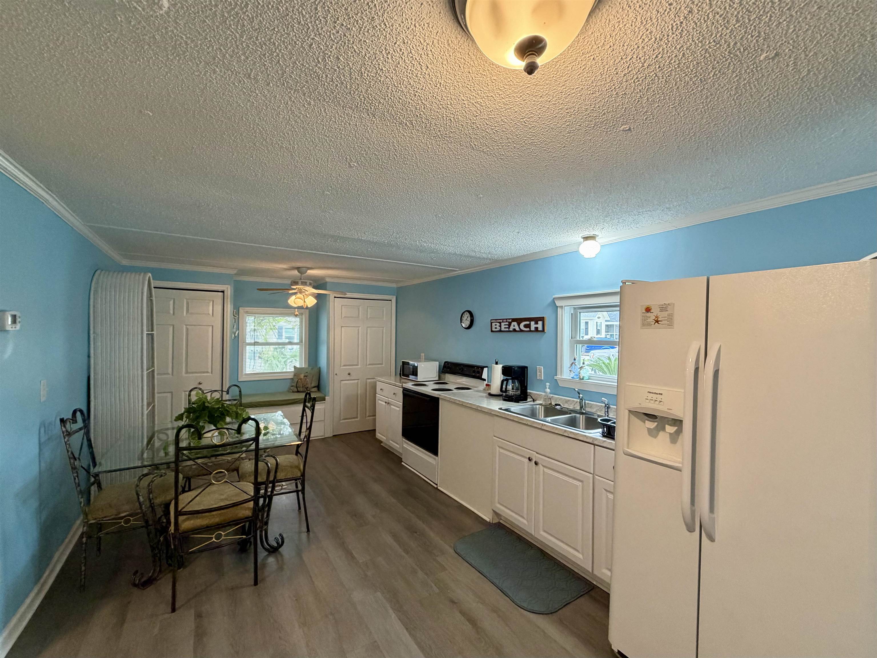 276 Flamingo Ct. Property Photo 3