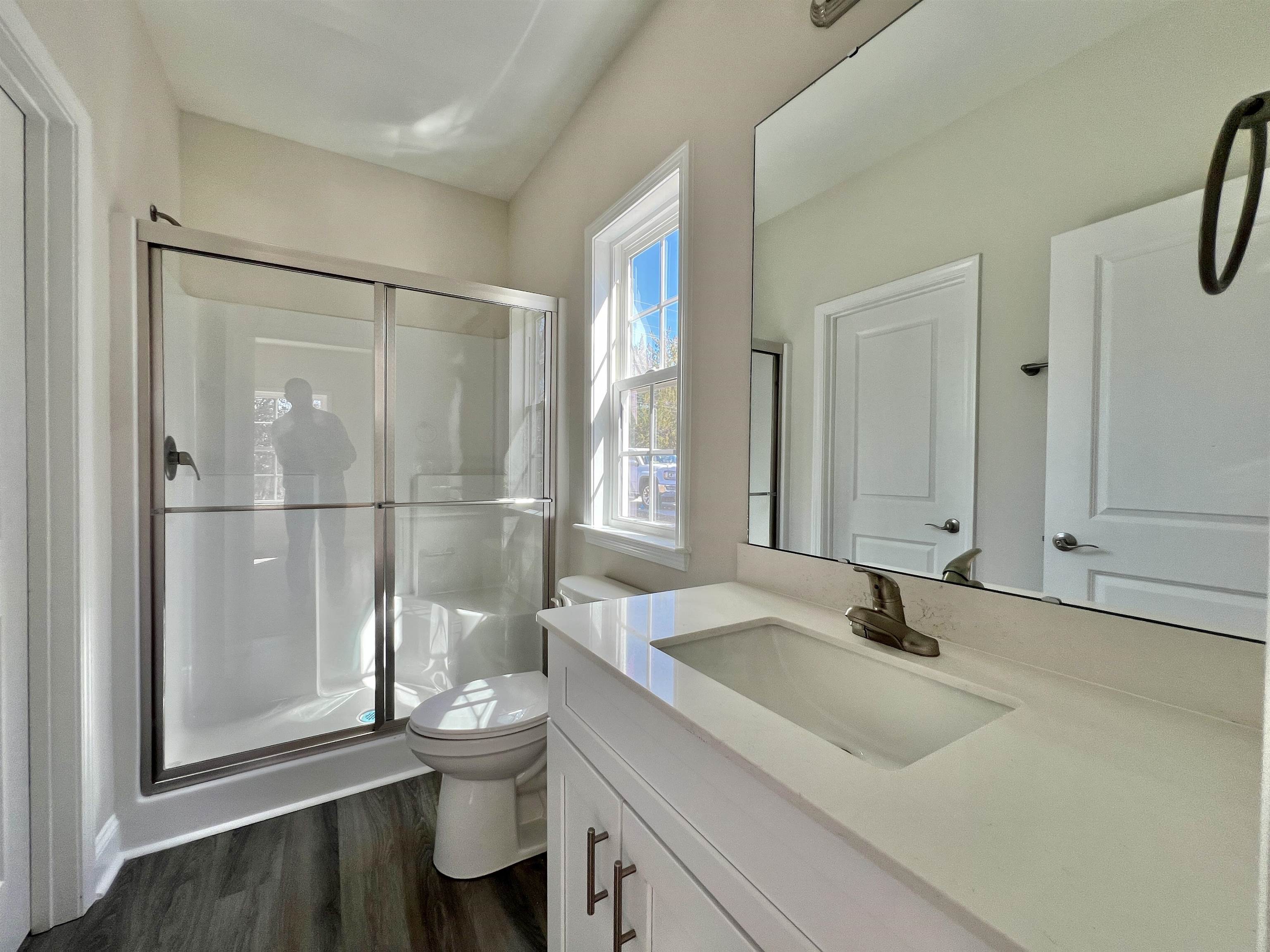 1716 Foster Ave Property Photo 15