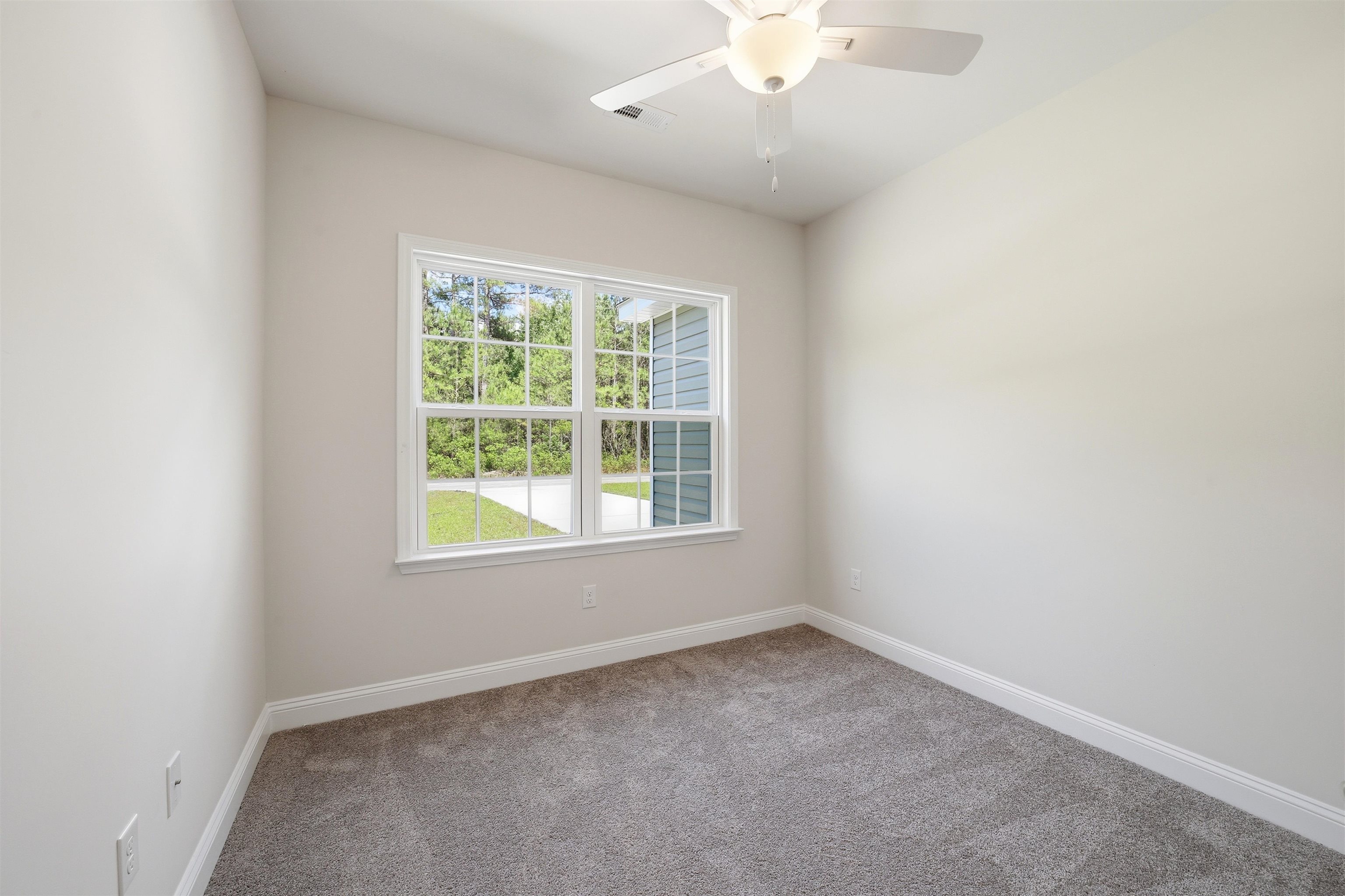 116 Violet Way Property Photo 12