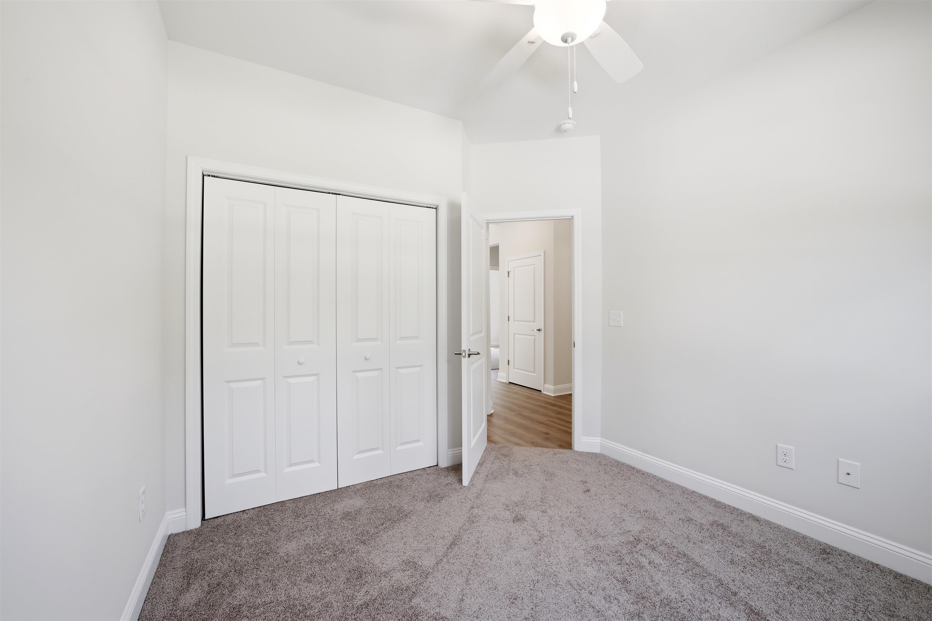 116 Violet Way Property Photo 13