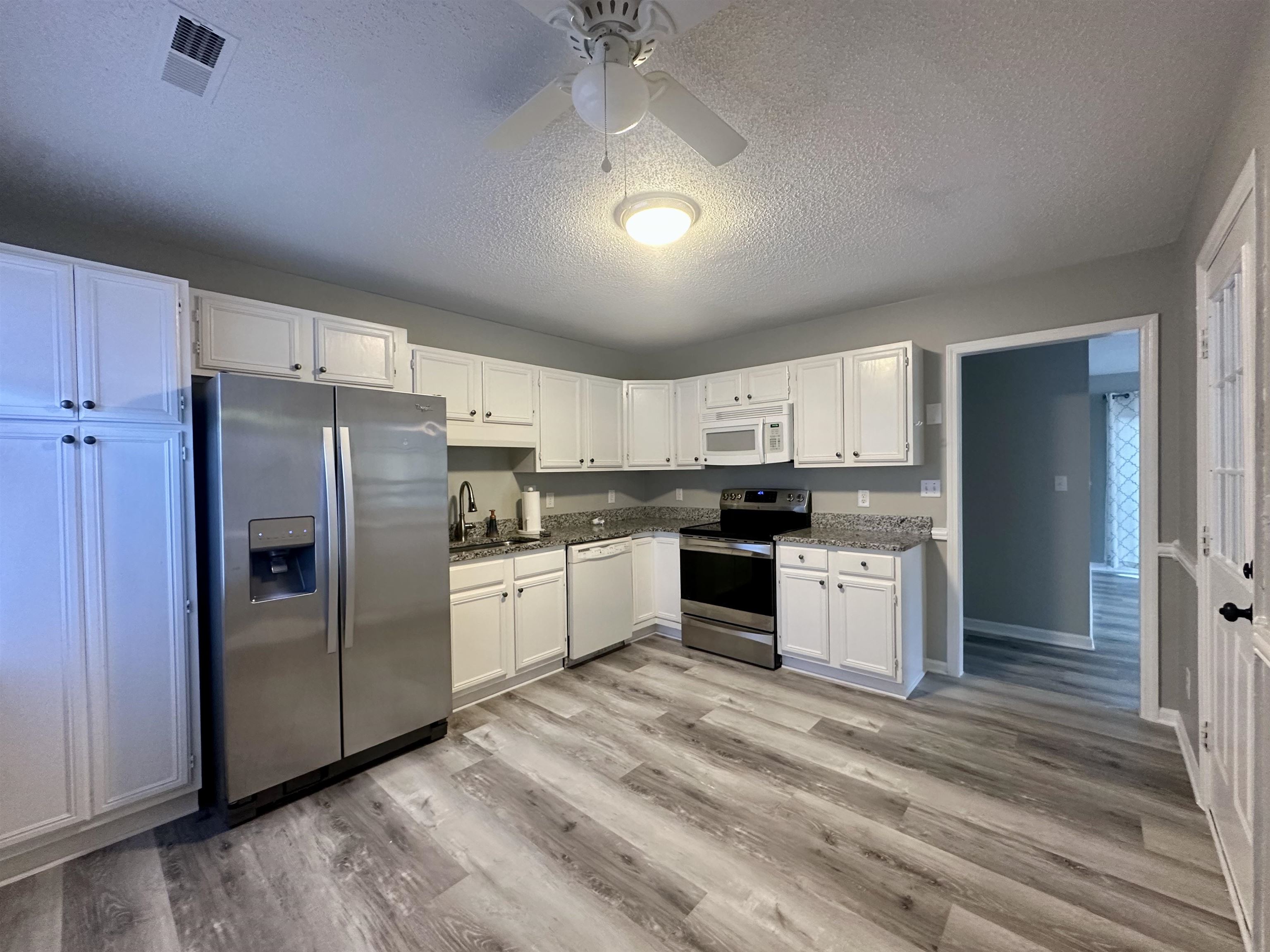 5645 Tern Hall Dr. Property Photo 7