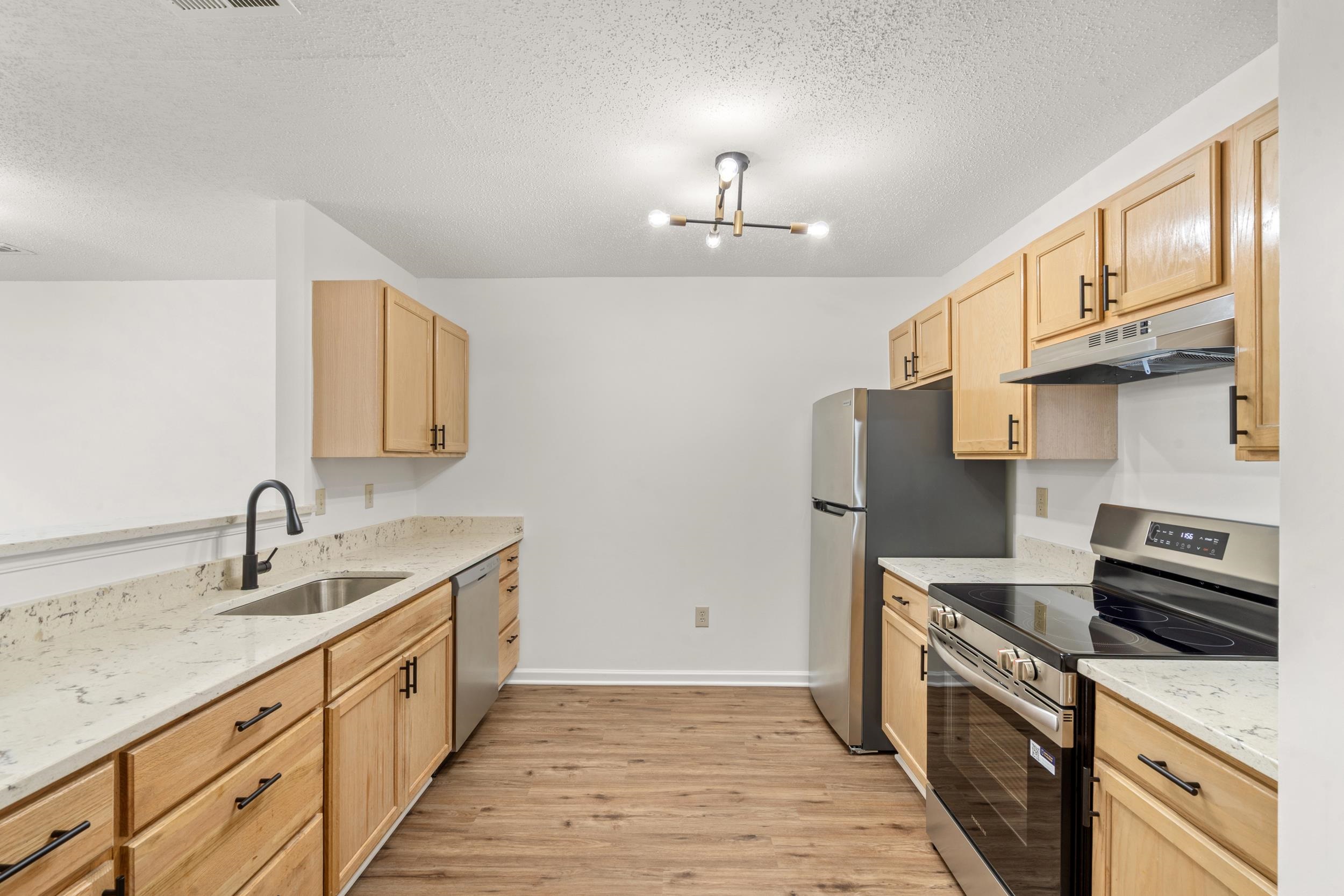 4247 Villas Dr. Property Photo 12
