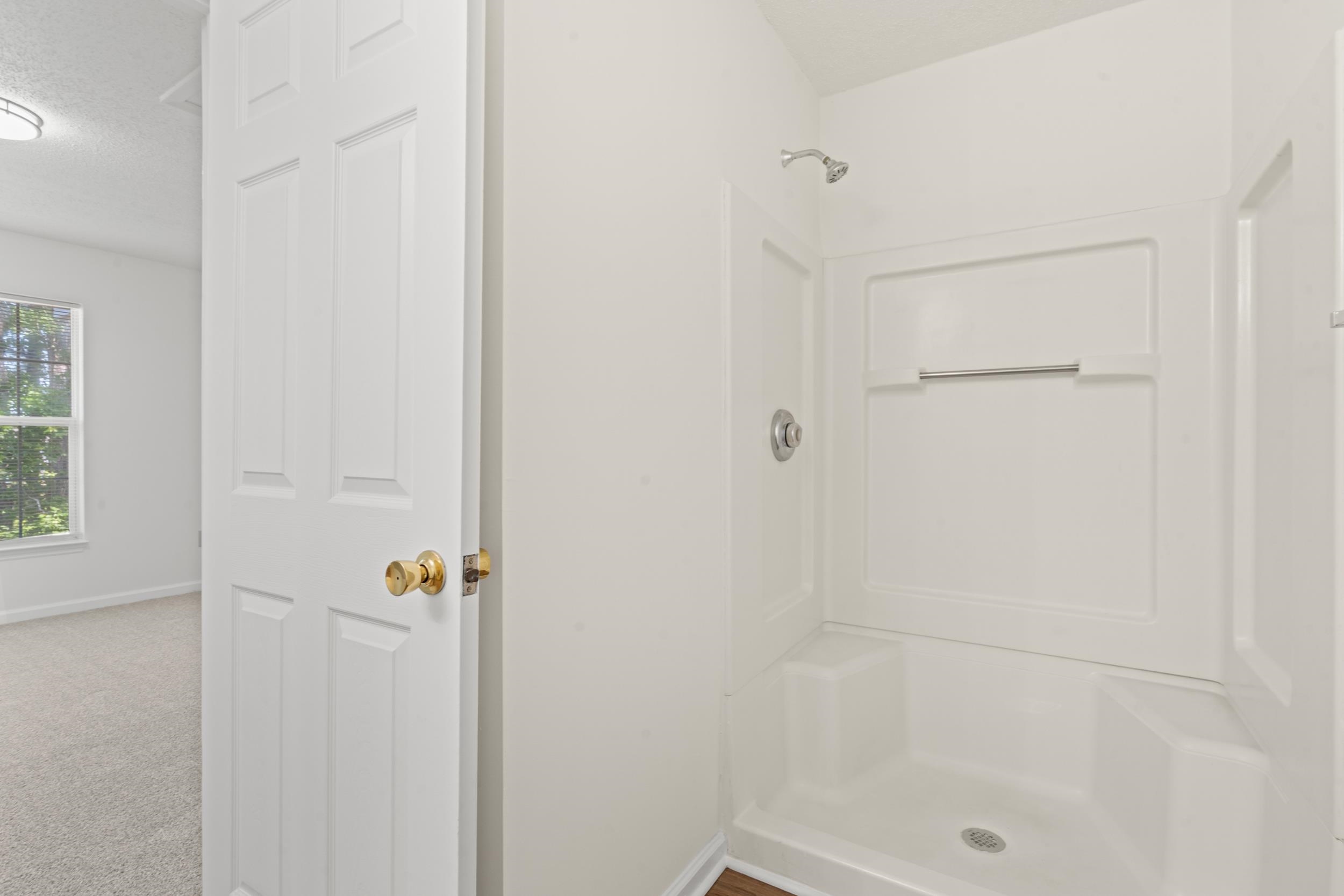 4251 Villas Dr. Property Photo 20