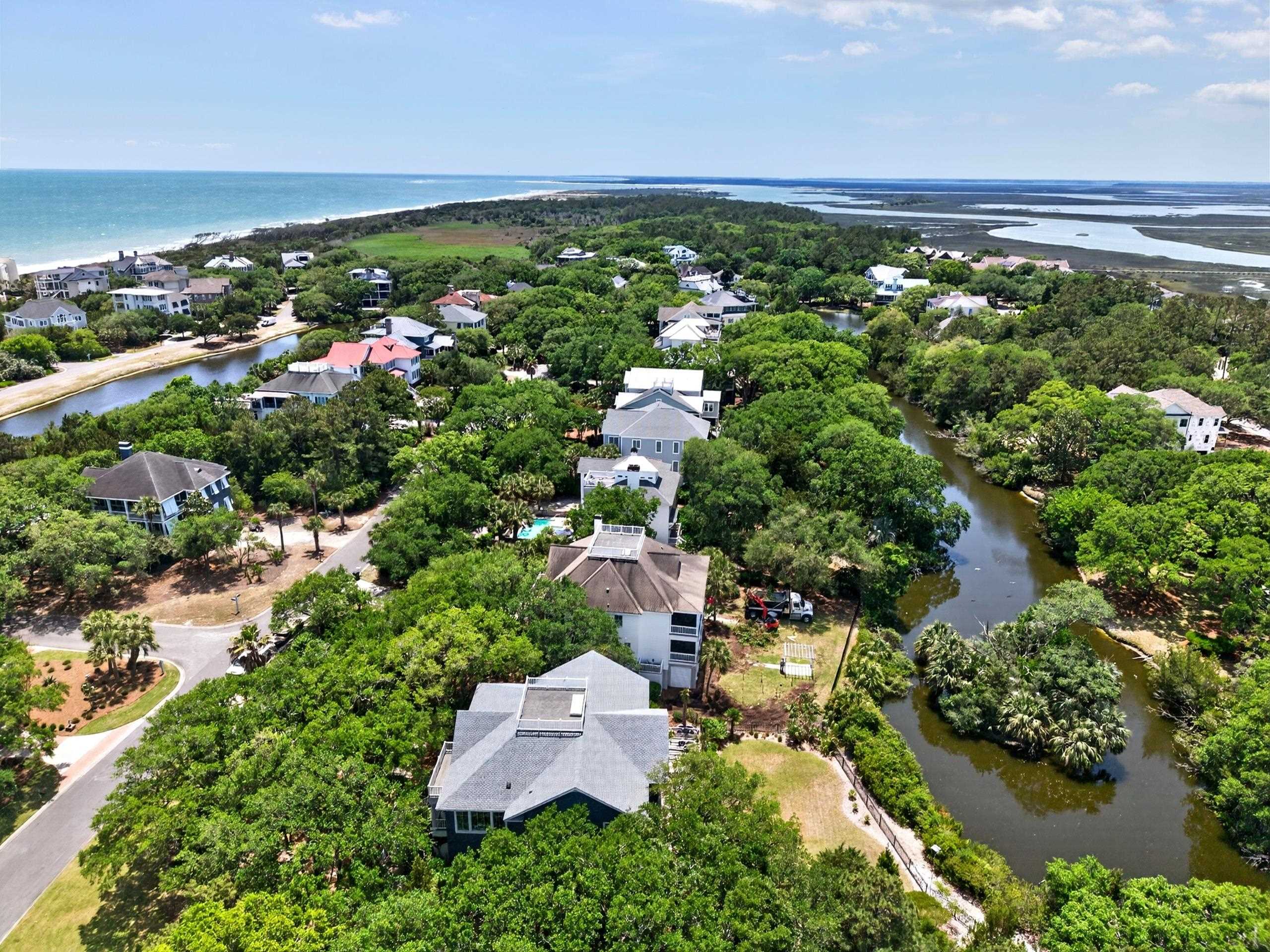 122 Sea Island Dr. Property Photo 5