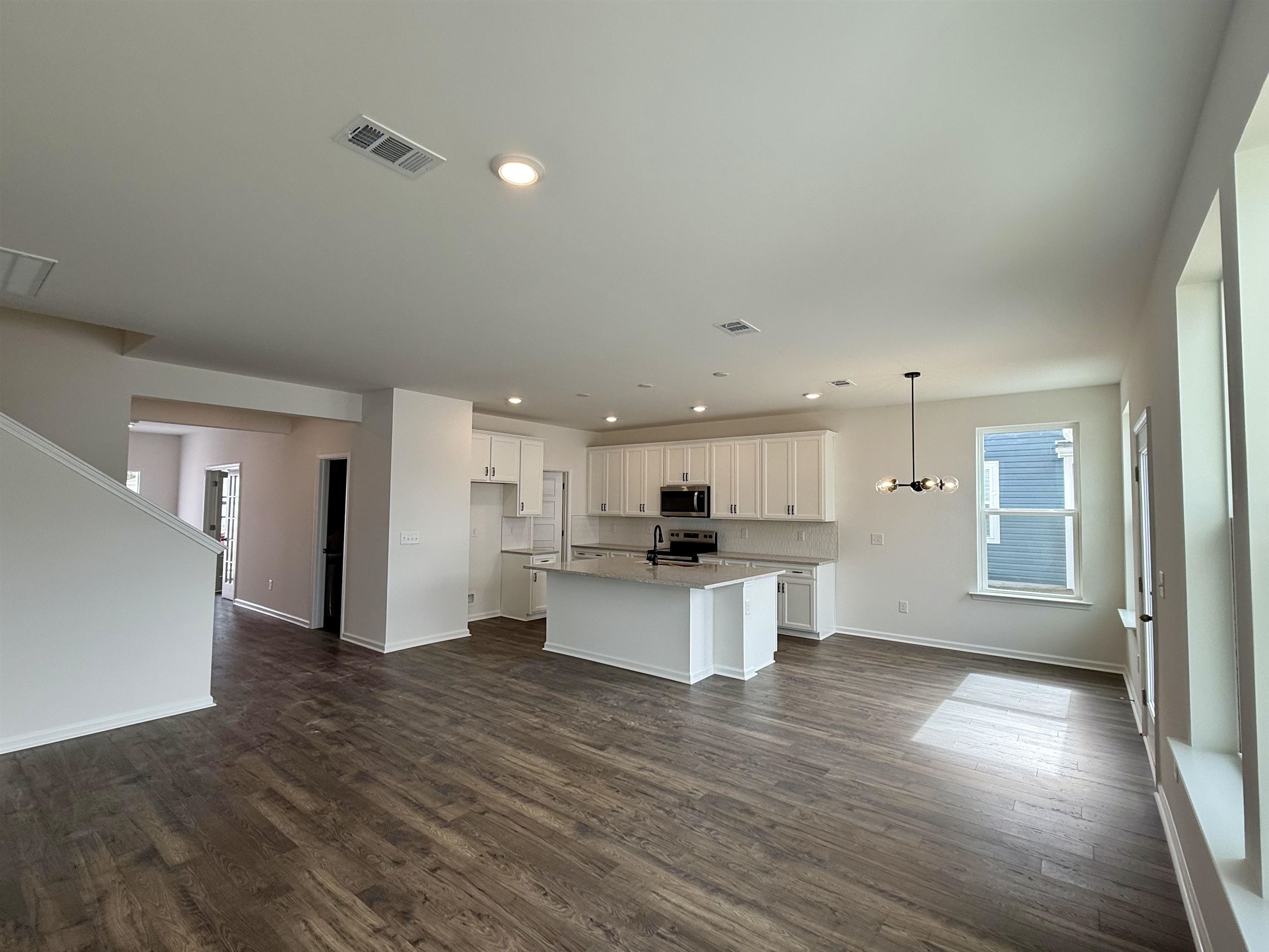 6037 Harness Ct. Property Photo 10