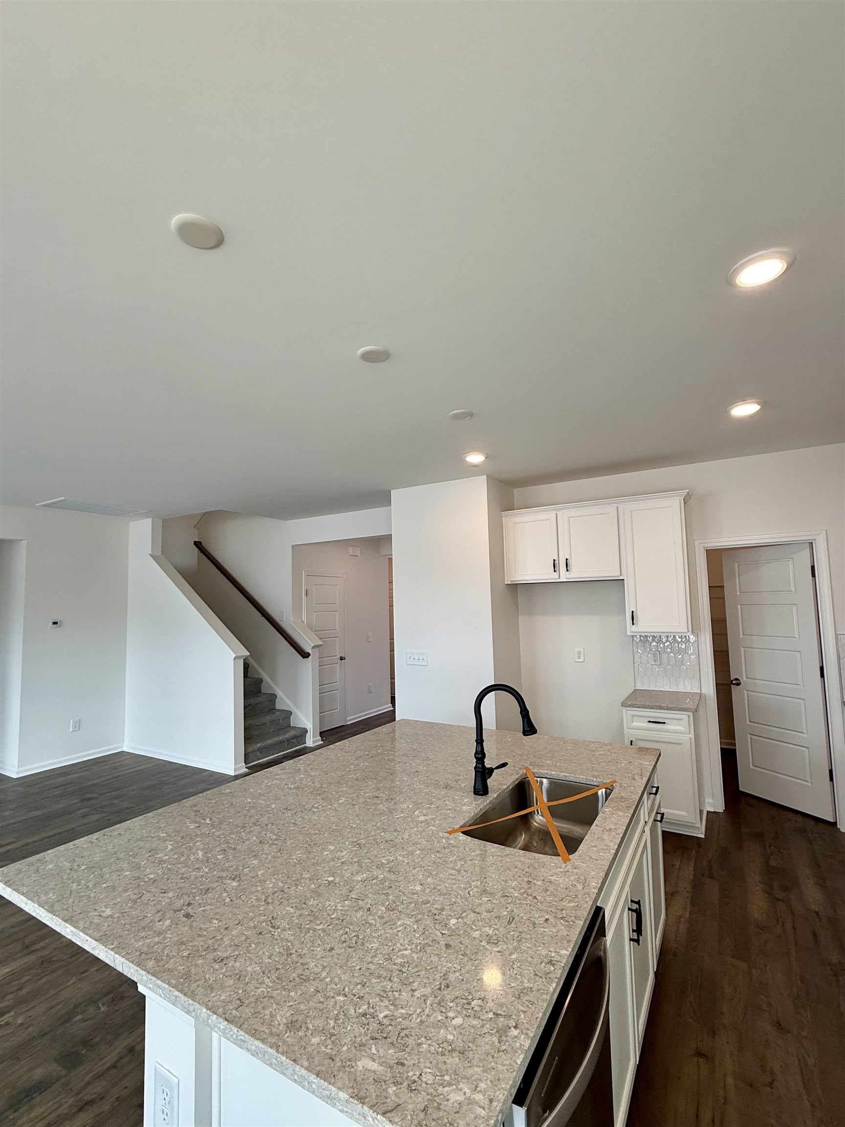 6037 Harness Ct. Property Photo 14