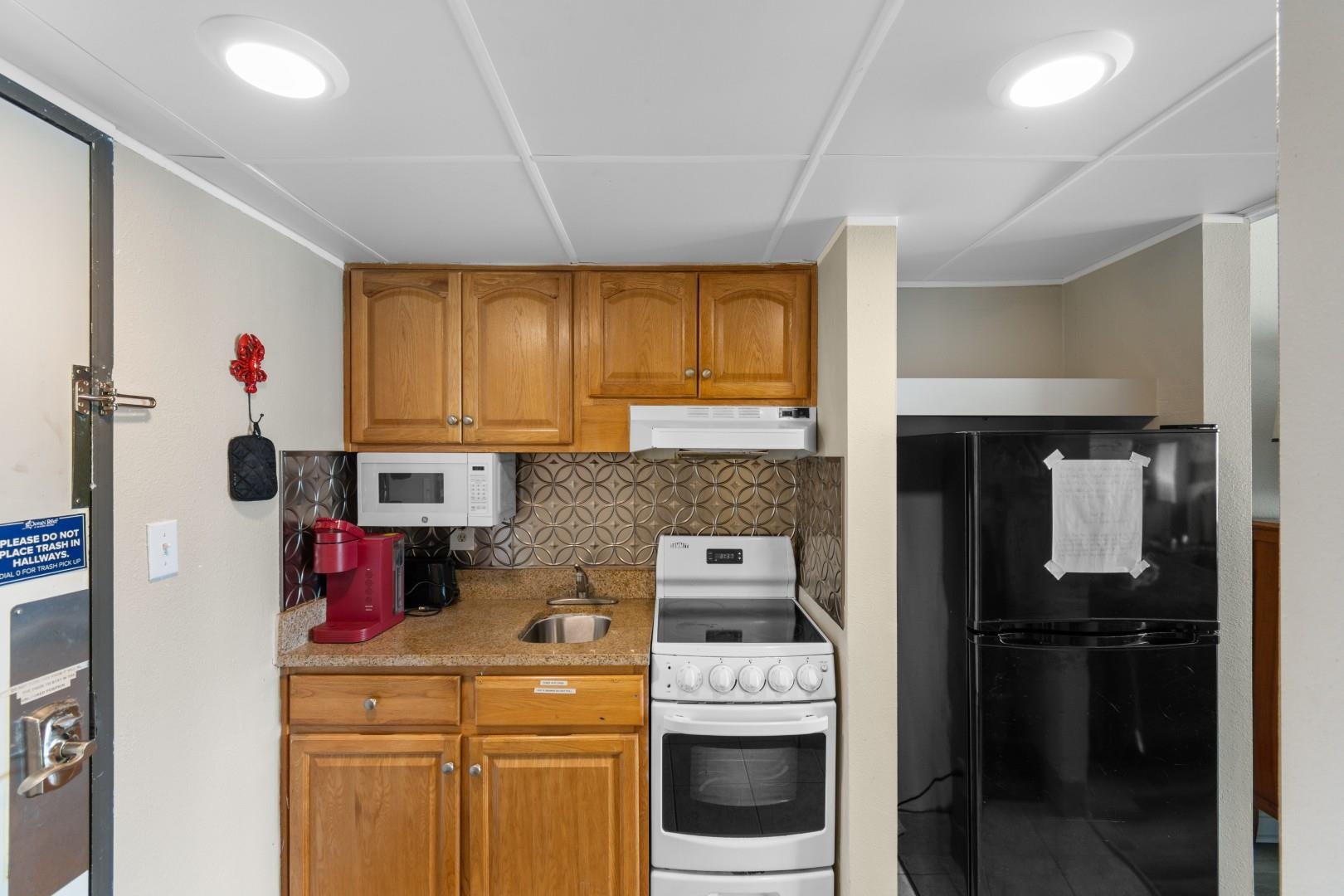 7100 N Ocean Blvd. Property Photo 3