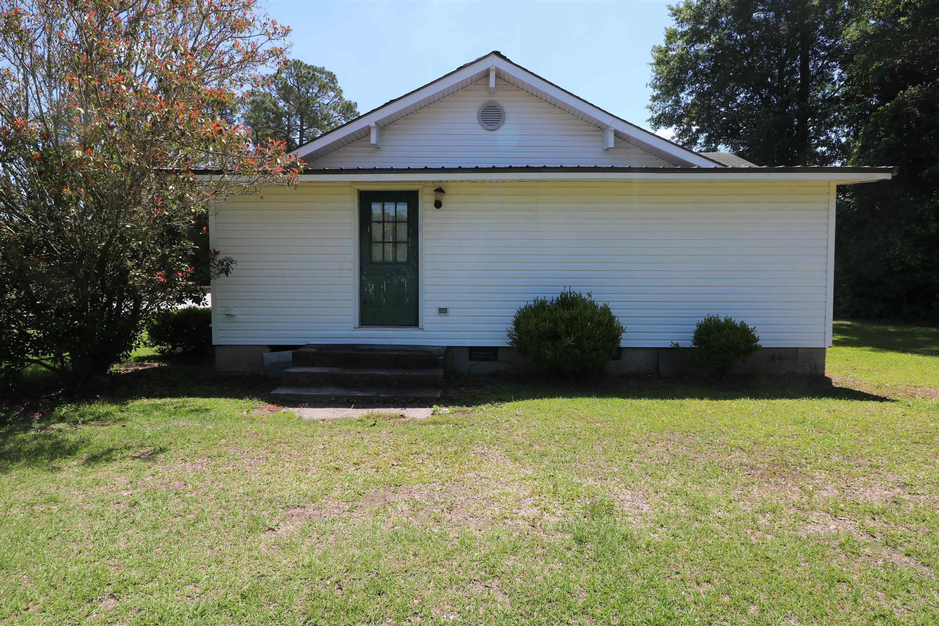 302 S Main St. Property Photo 26
