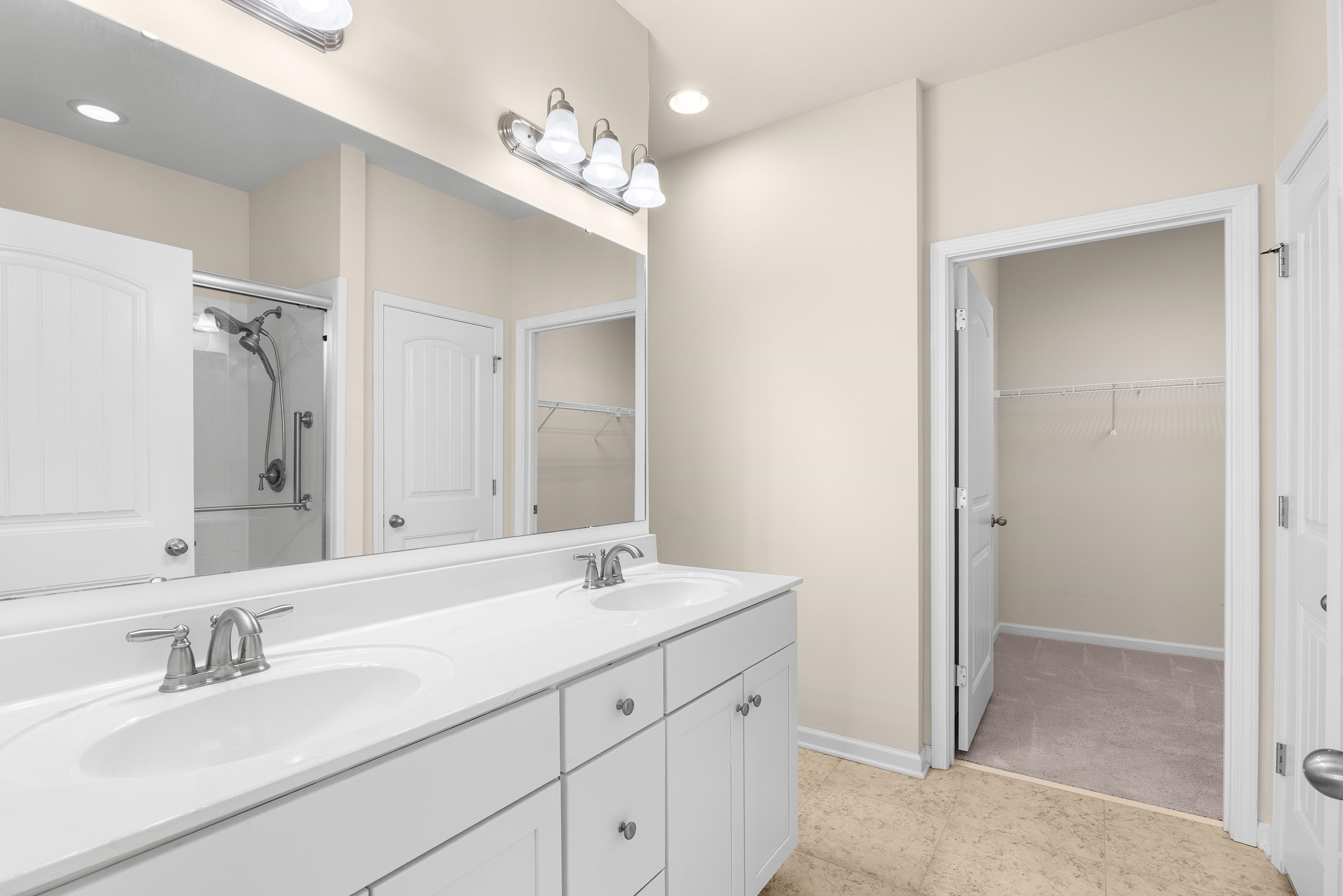 736 Salerno Circle Property Photo 16