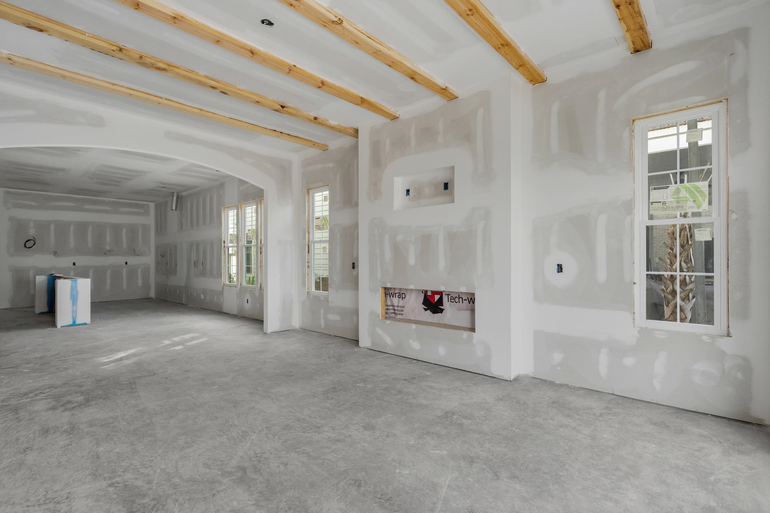825 Crystal Water Way Property Photo 7