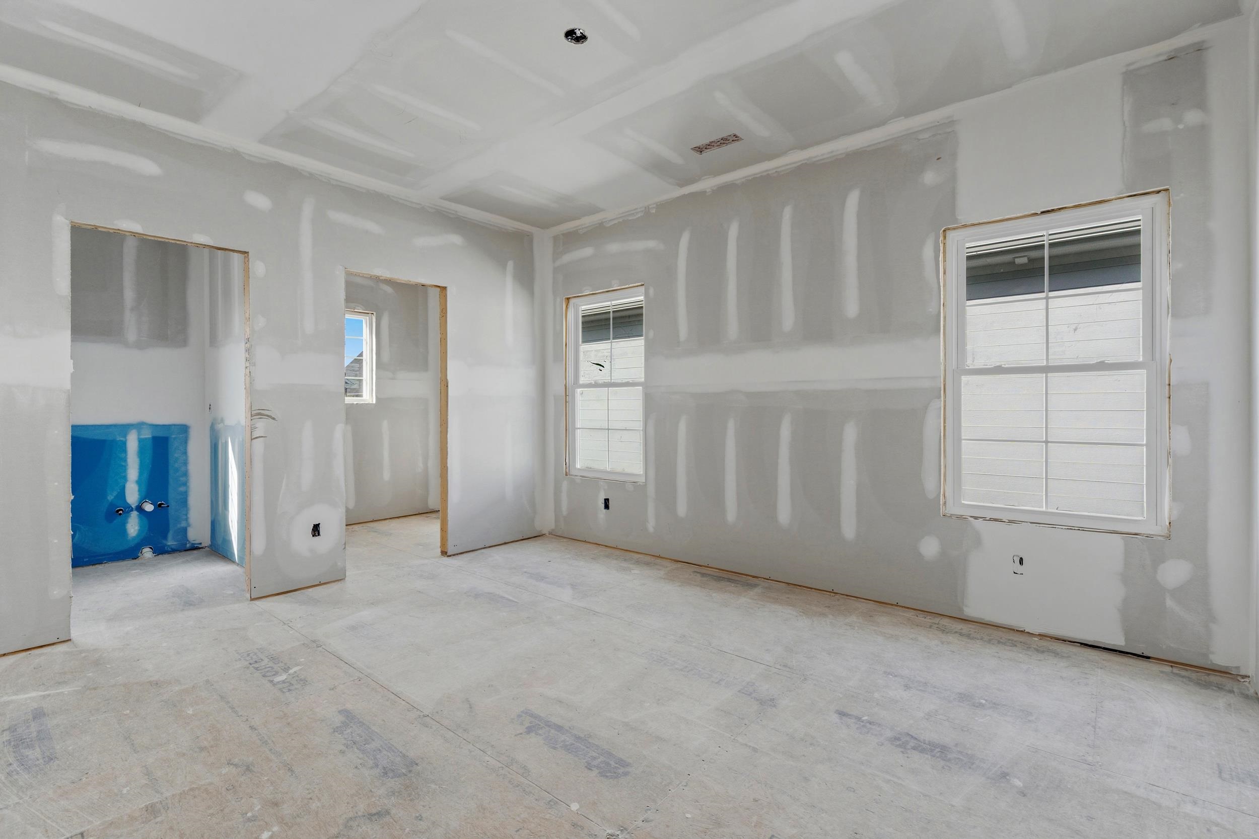 825 Crystal Water Way Property Photo 15