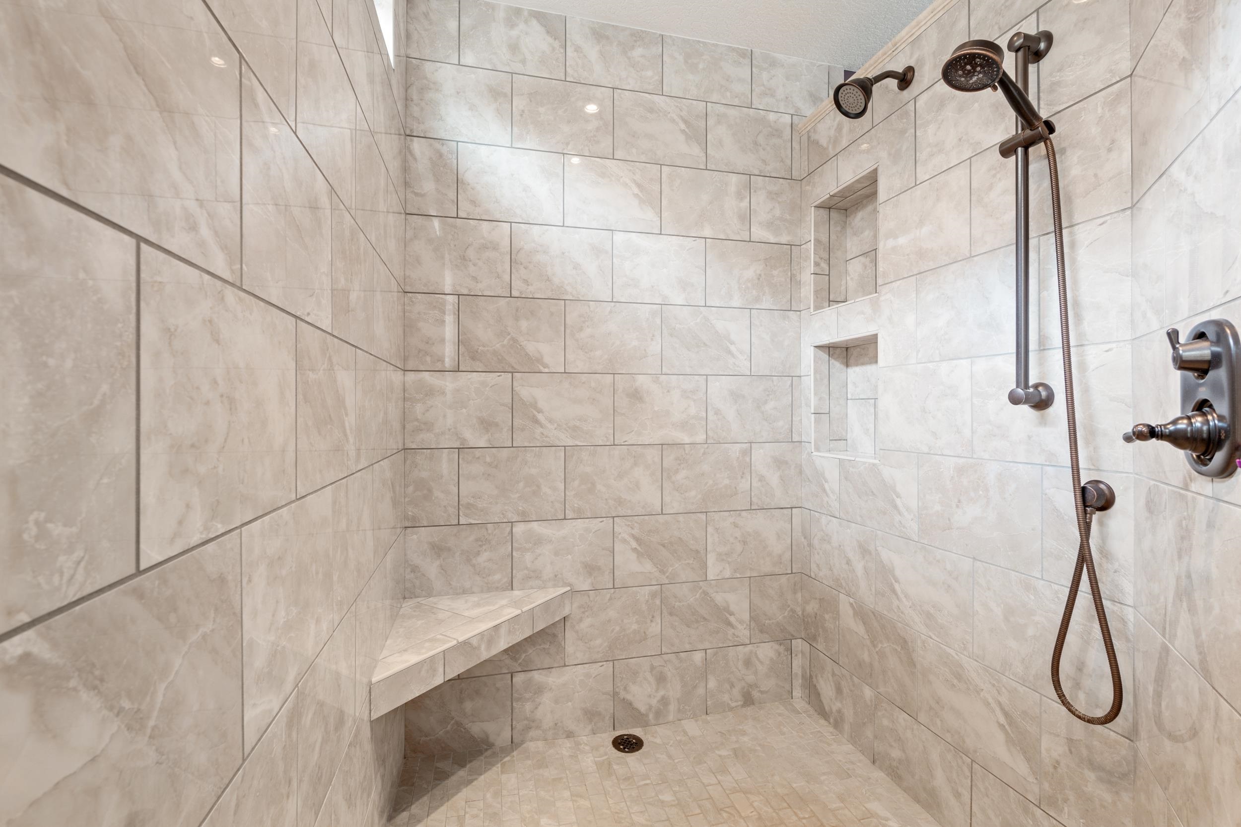 819 Villarosa Dr. Property Photo 20