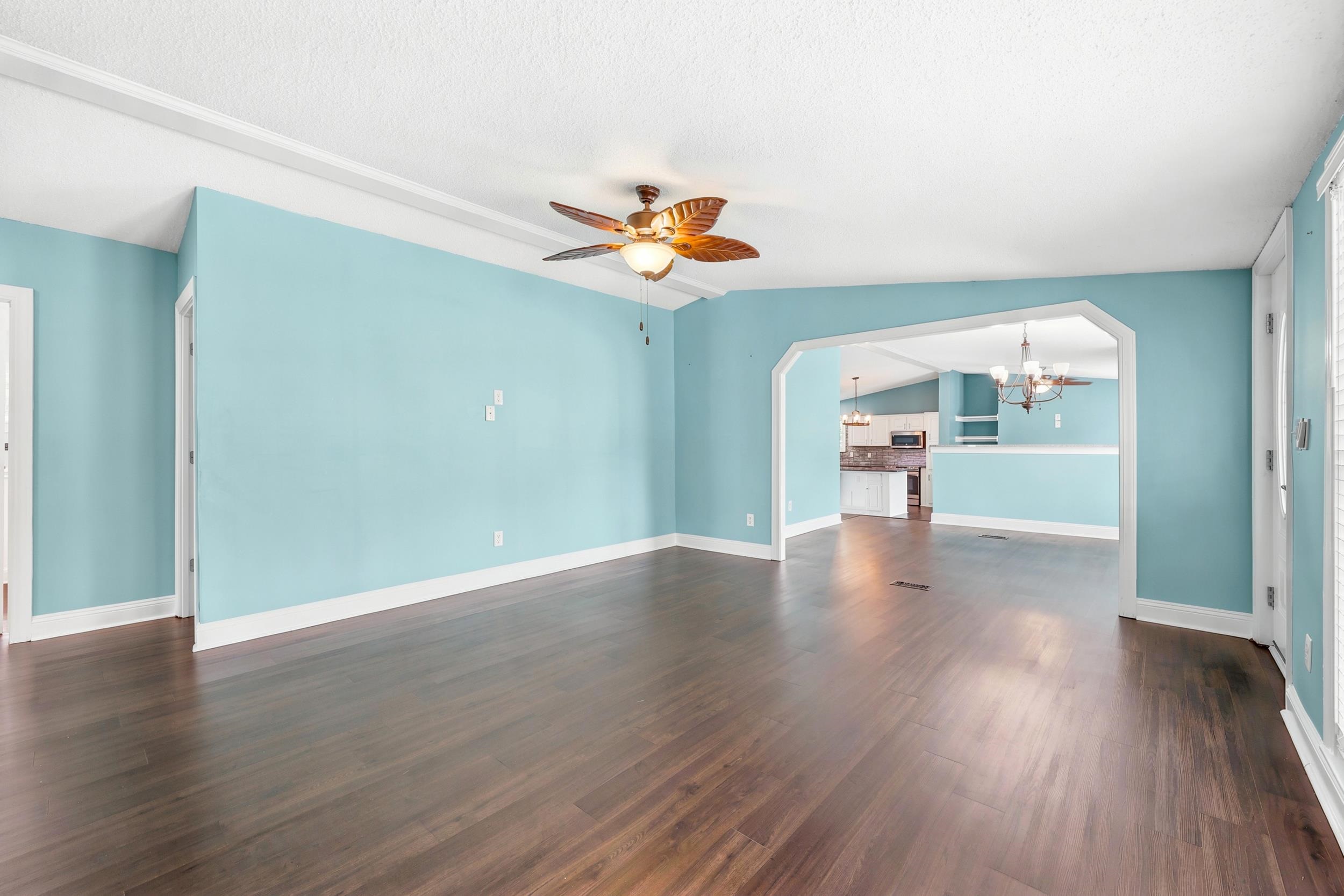 8042 Clearfield Dr. Property Photo 9