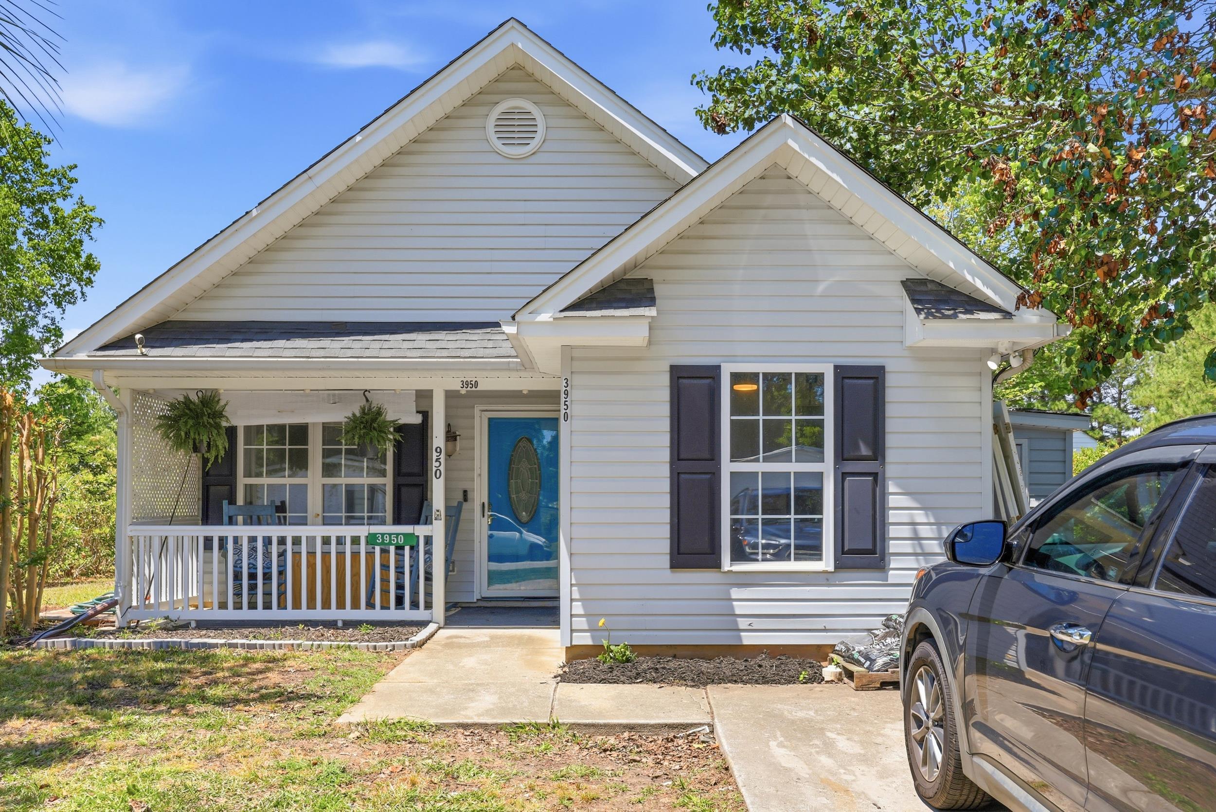 3950 Mayfield Dr. Property Photo 1