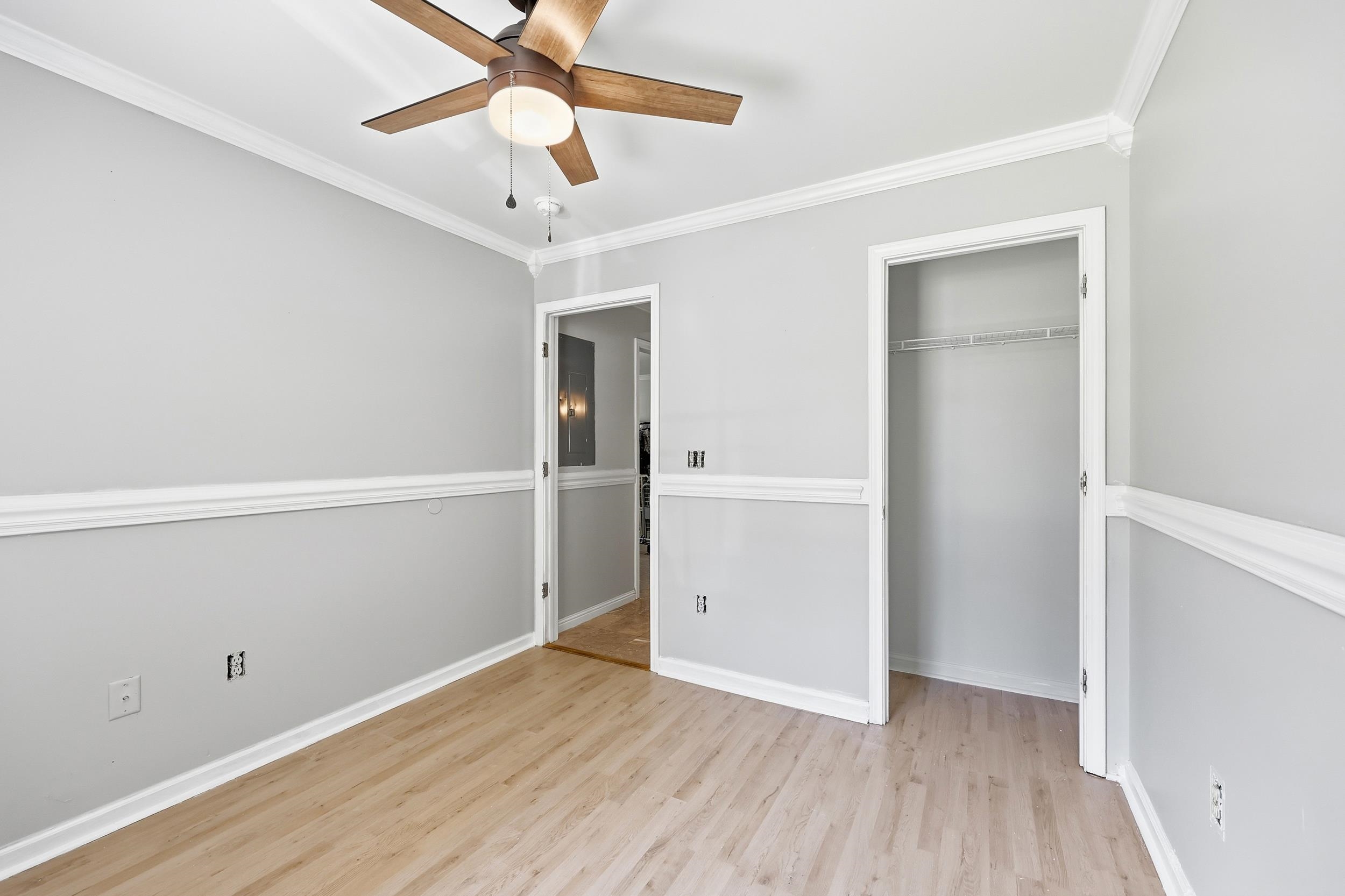 3950 Mayfield Dr. Property Photo 19