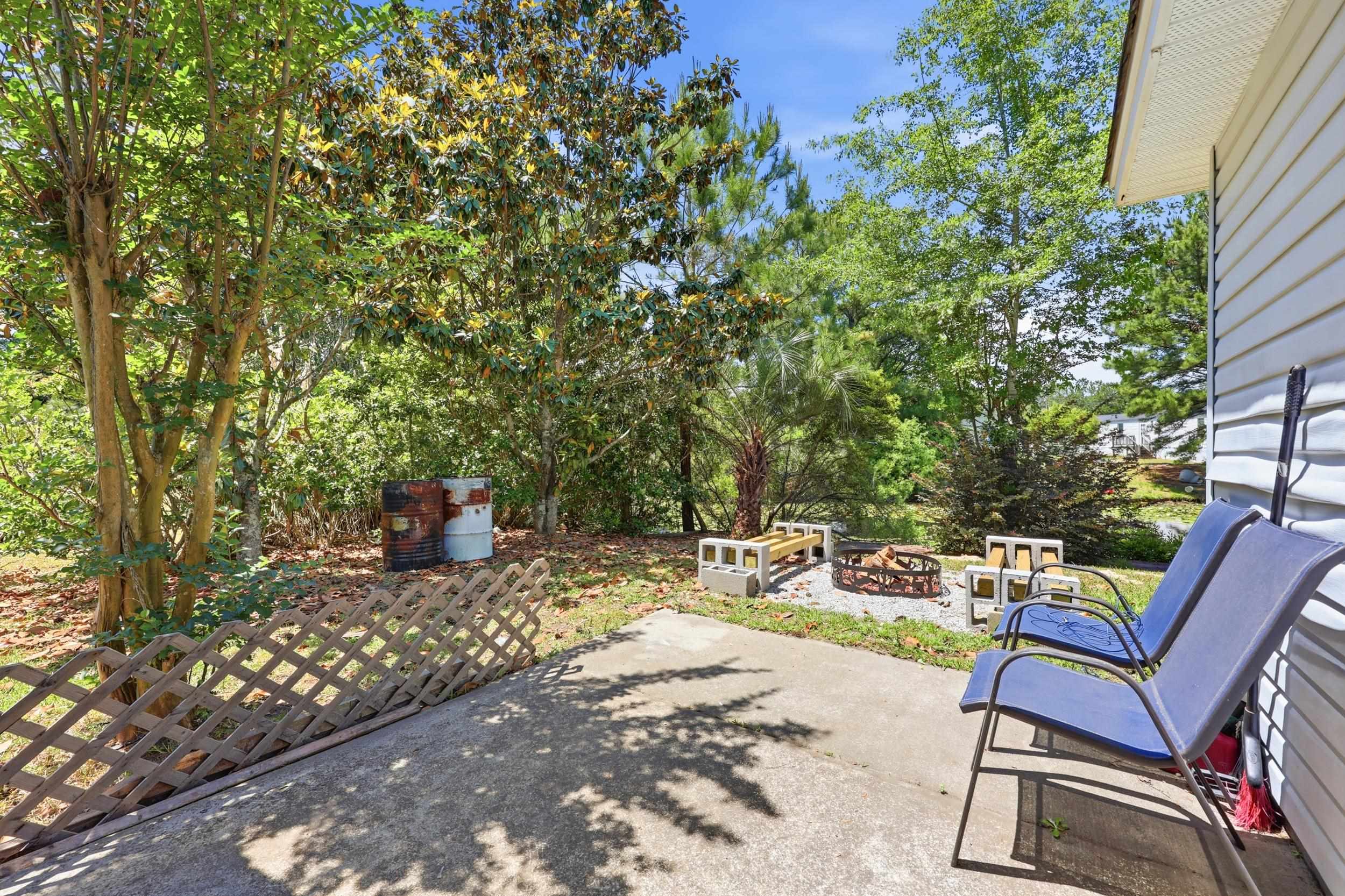 3950 Mayfield Dr. Property Photo 28