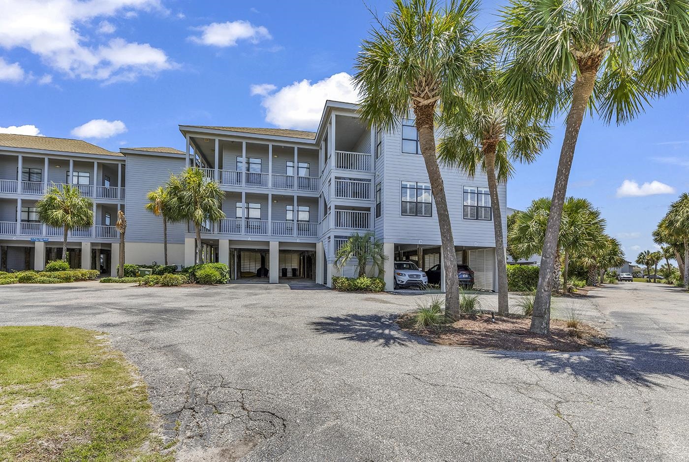 35 Inlet Point Dr.