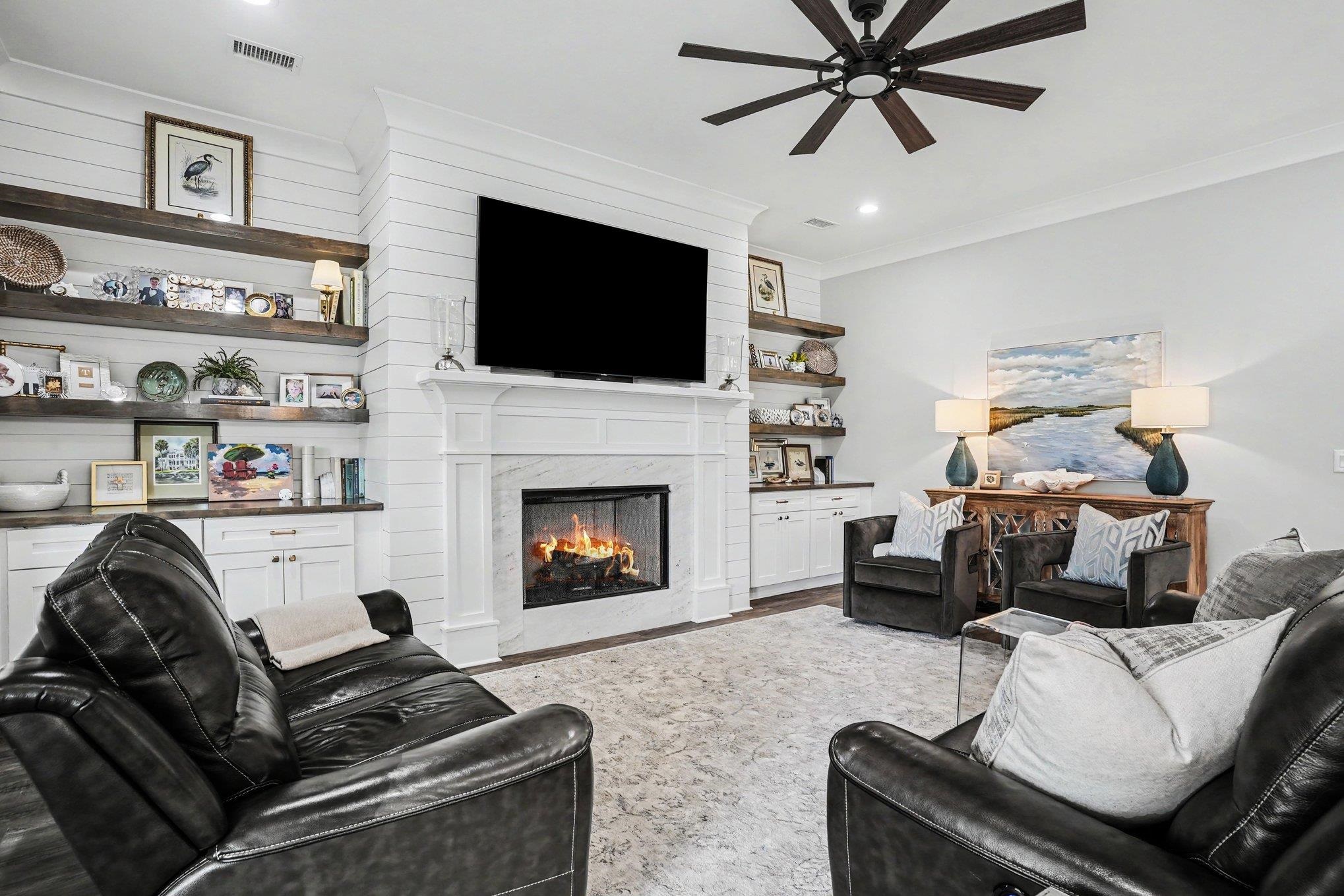 740 Crystal Water Way Property Photo 10