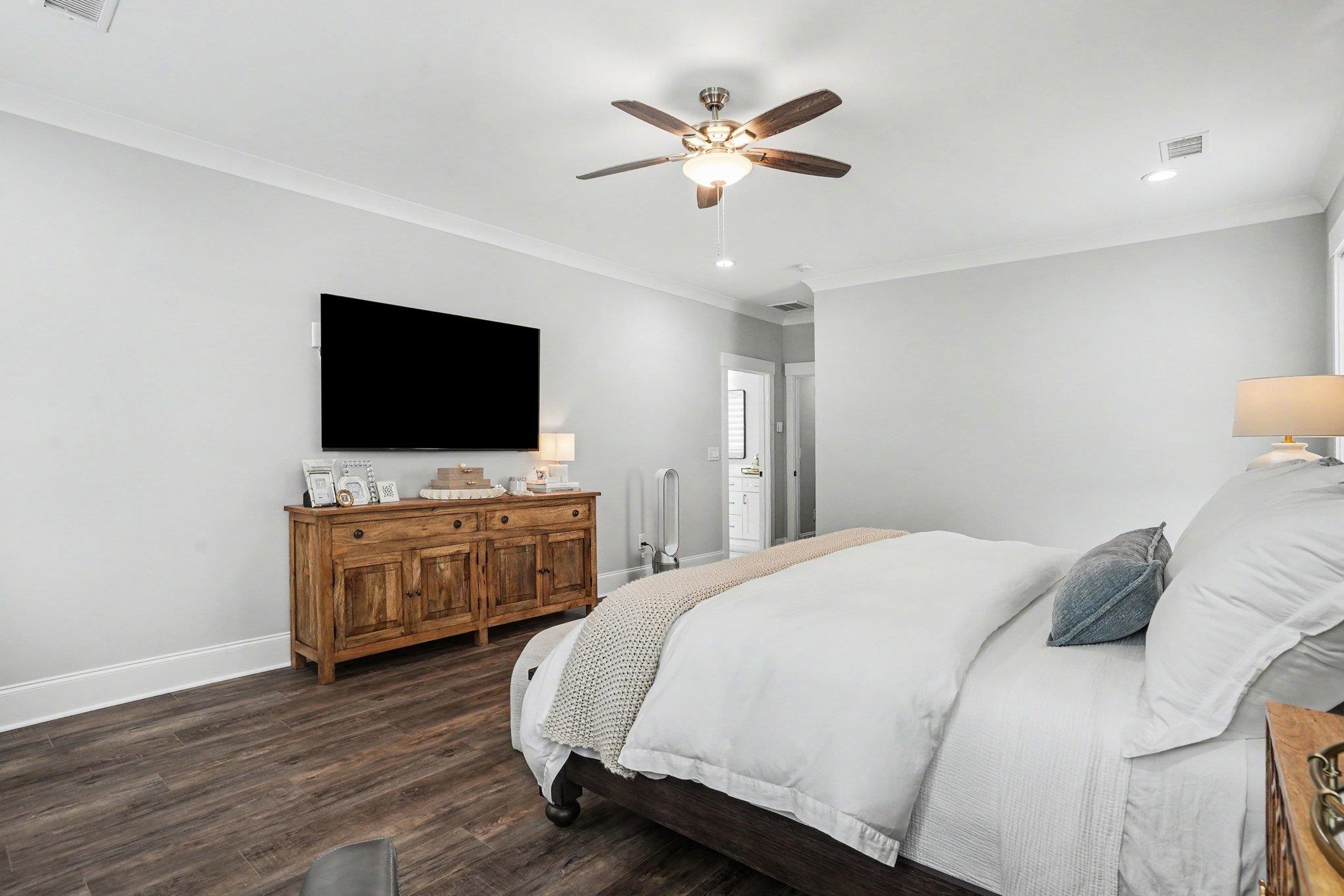 740 Crystal Water Way Property Photo 19