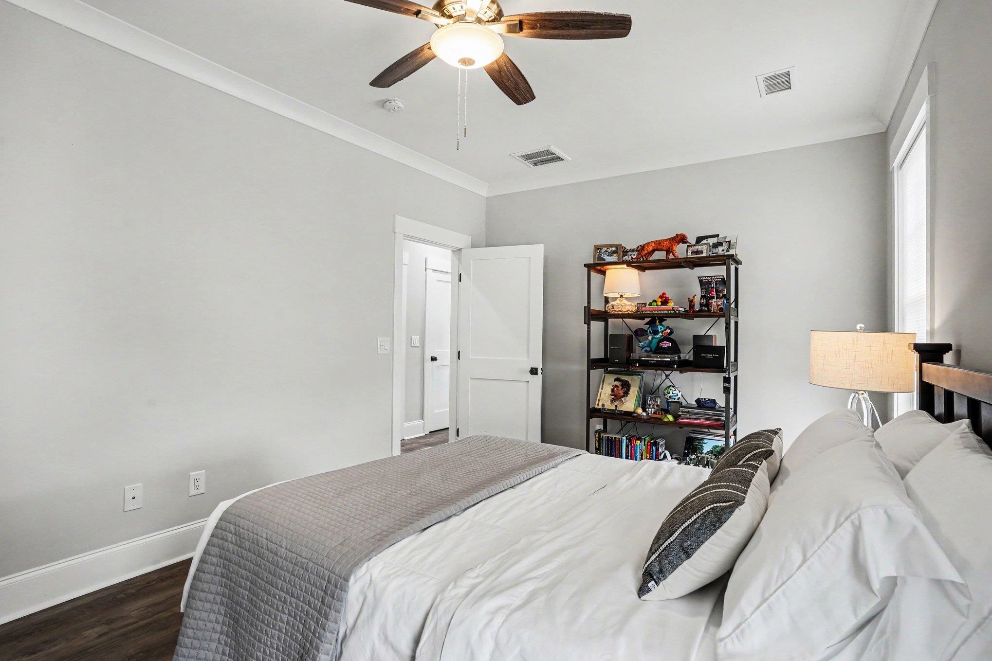 740 Crystal Water Way Property Photo 23