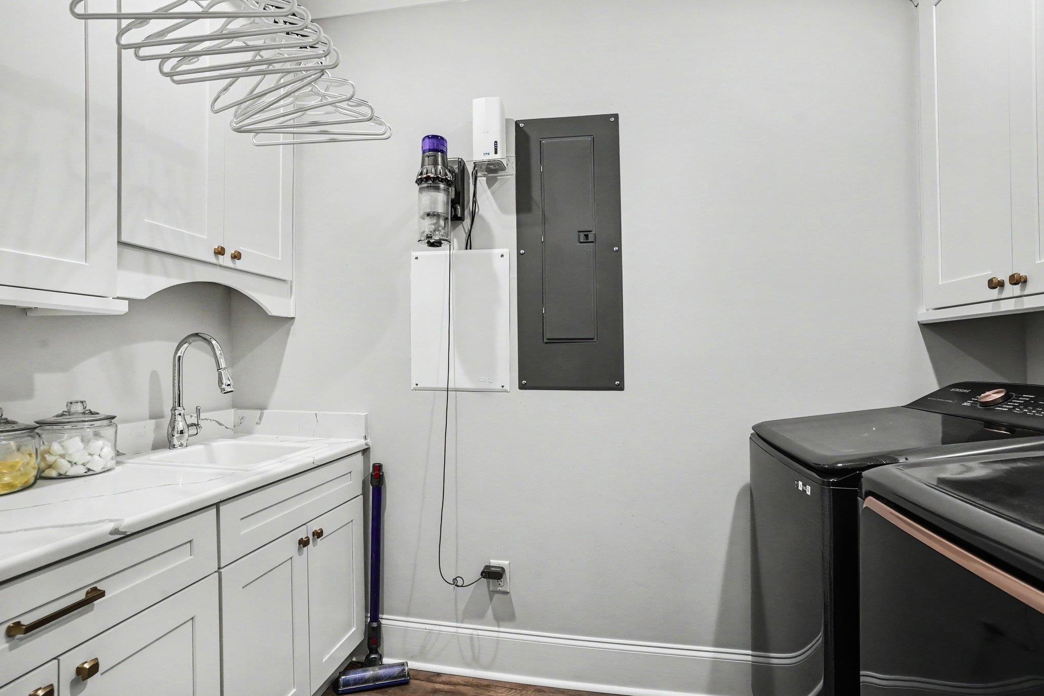 740 Crystal Water Way Property Photo 26