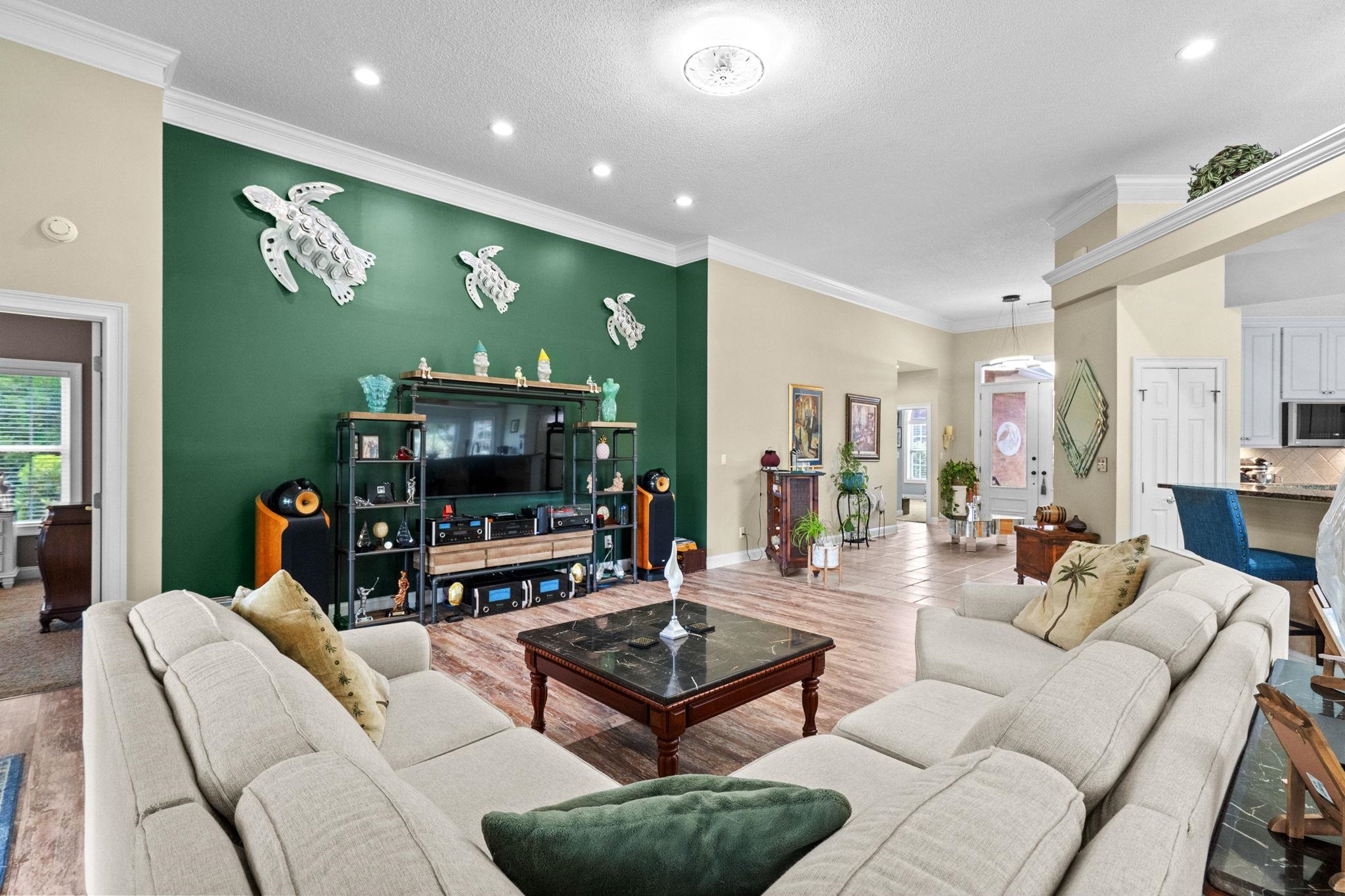 115 Coleman Ct. Property Photo 8
