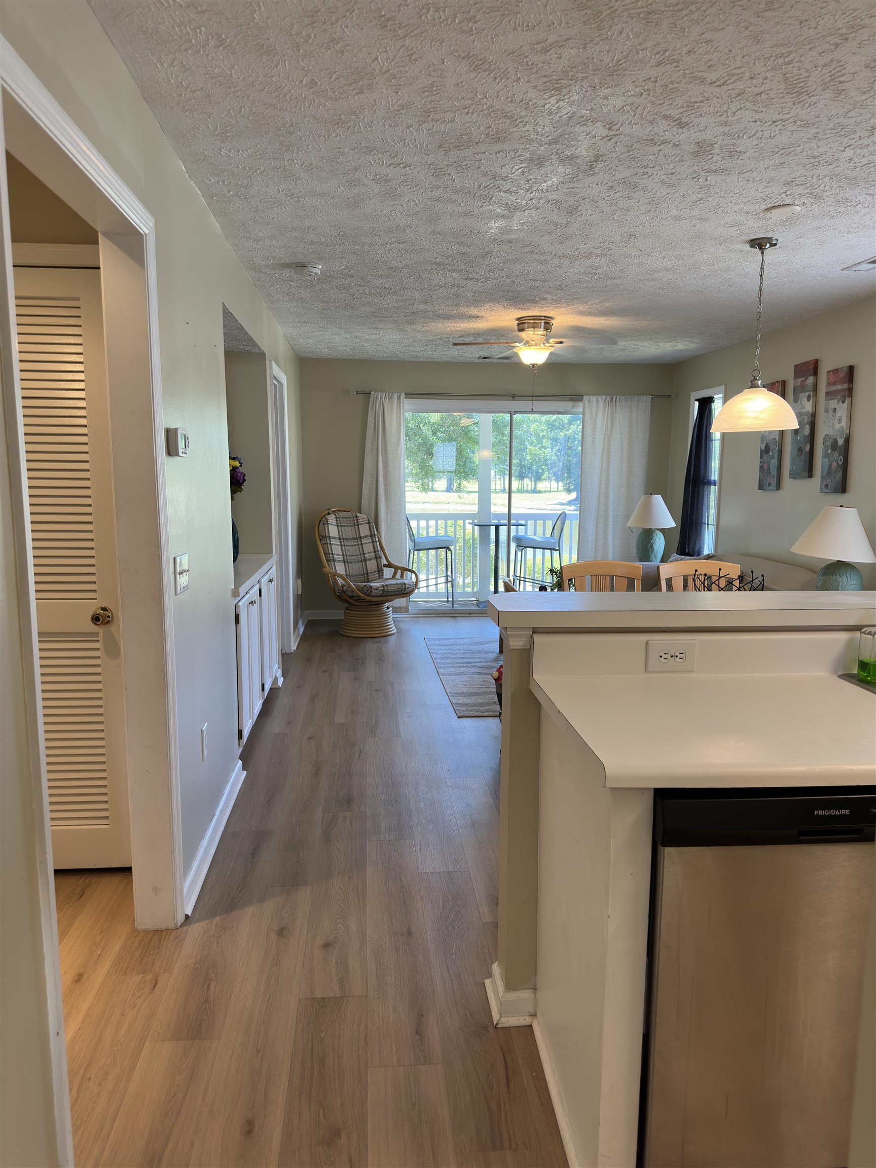 553 White River Dr. Property Photo 5