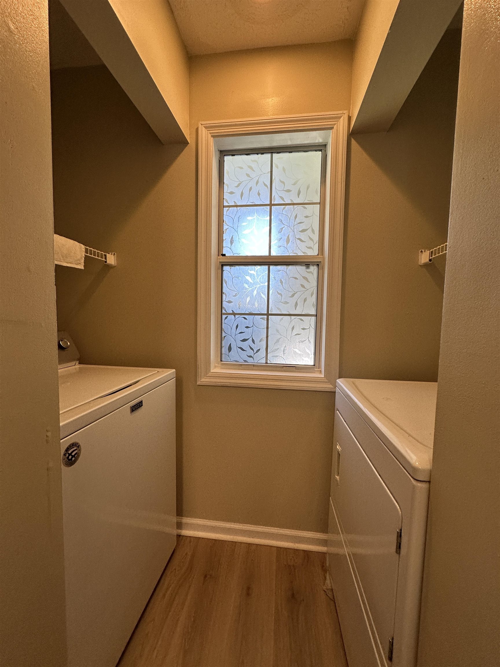 553 White River Dr. Property Photo 13