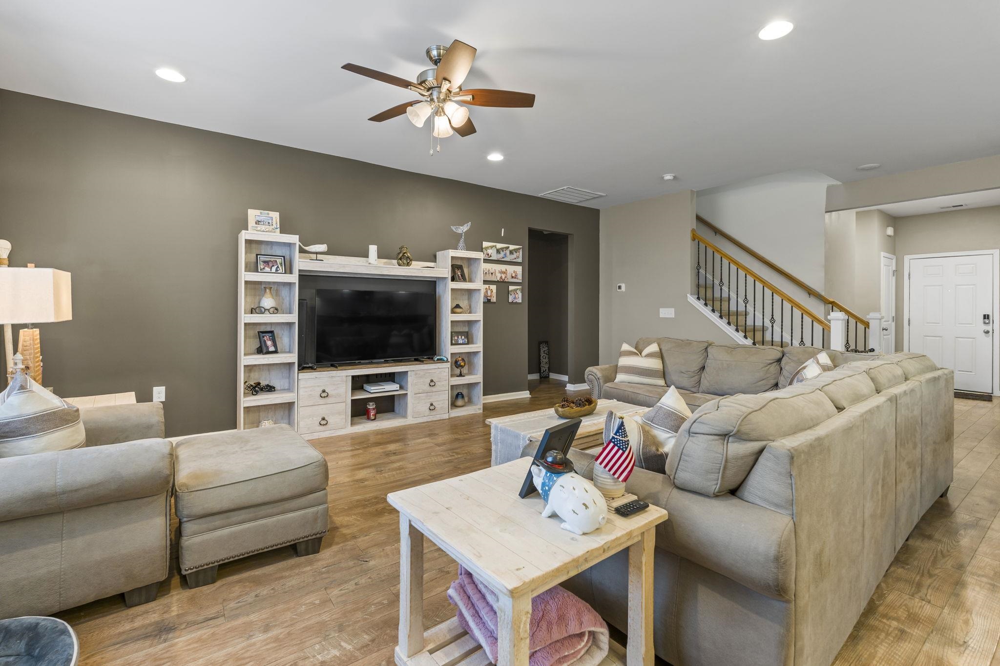 4209 Mariarose Ct. Property Photo 10