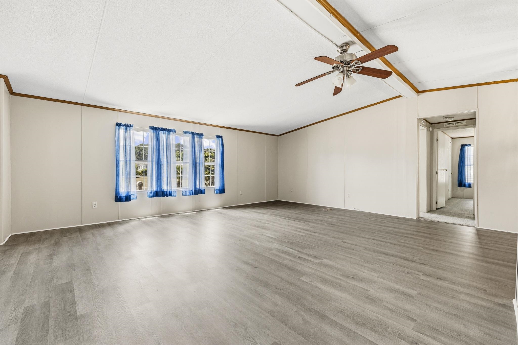 344 Misty Breeze Ln. Property Photo 3