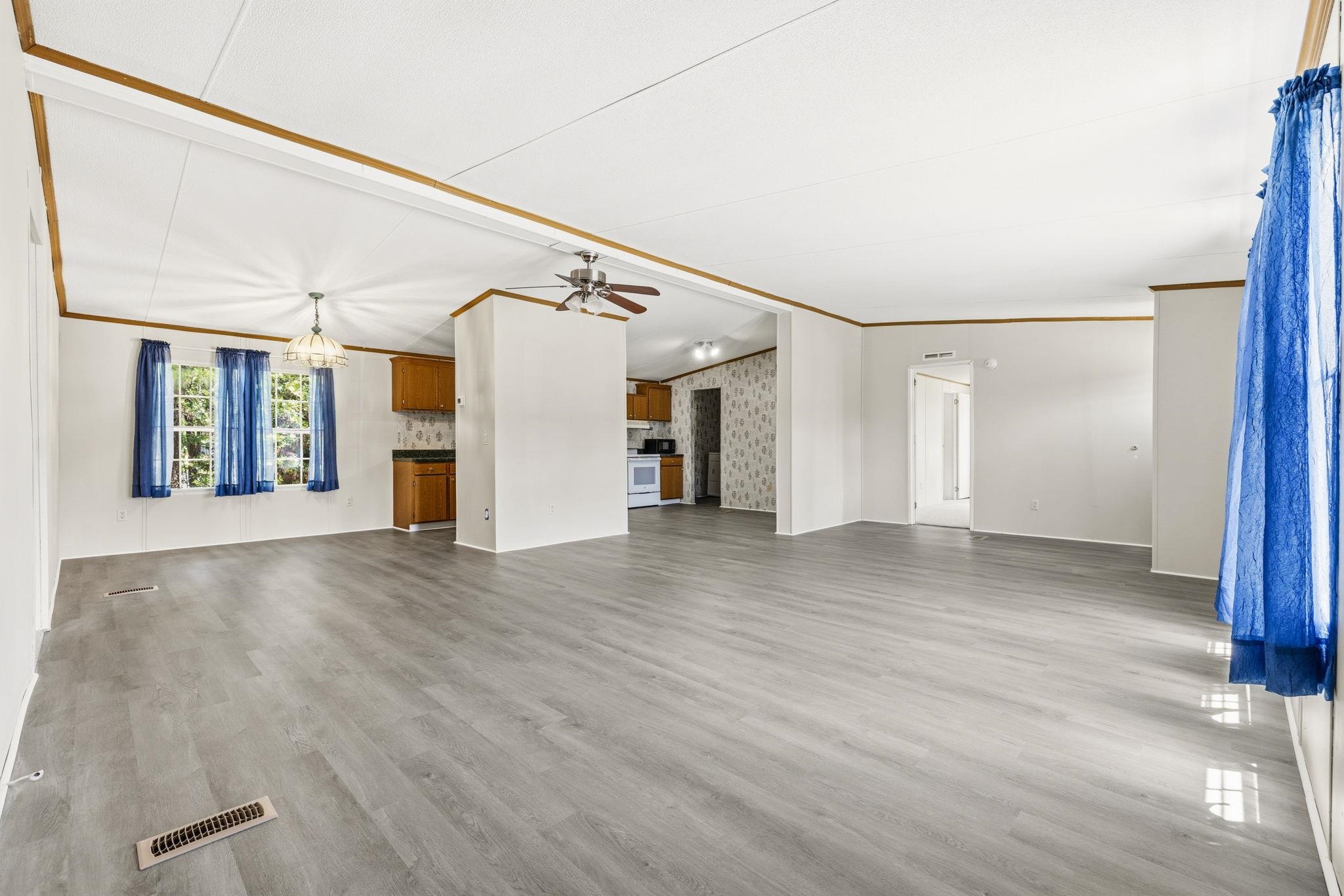 344 Misty Breeze Ln. Property Photo 5