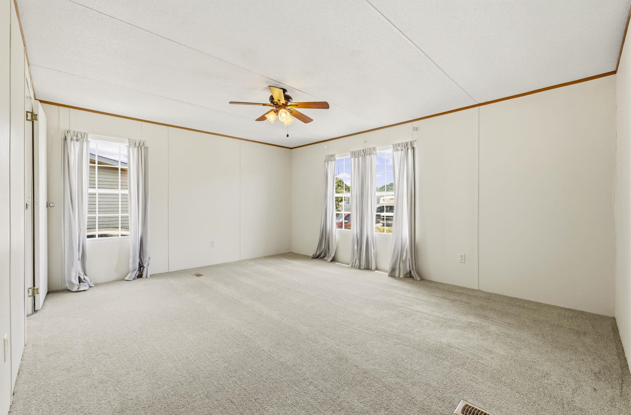 344 Misty Breeze Ln. Property Photo 15