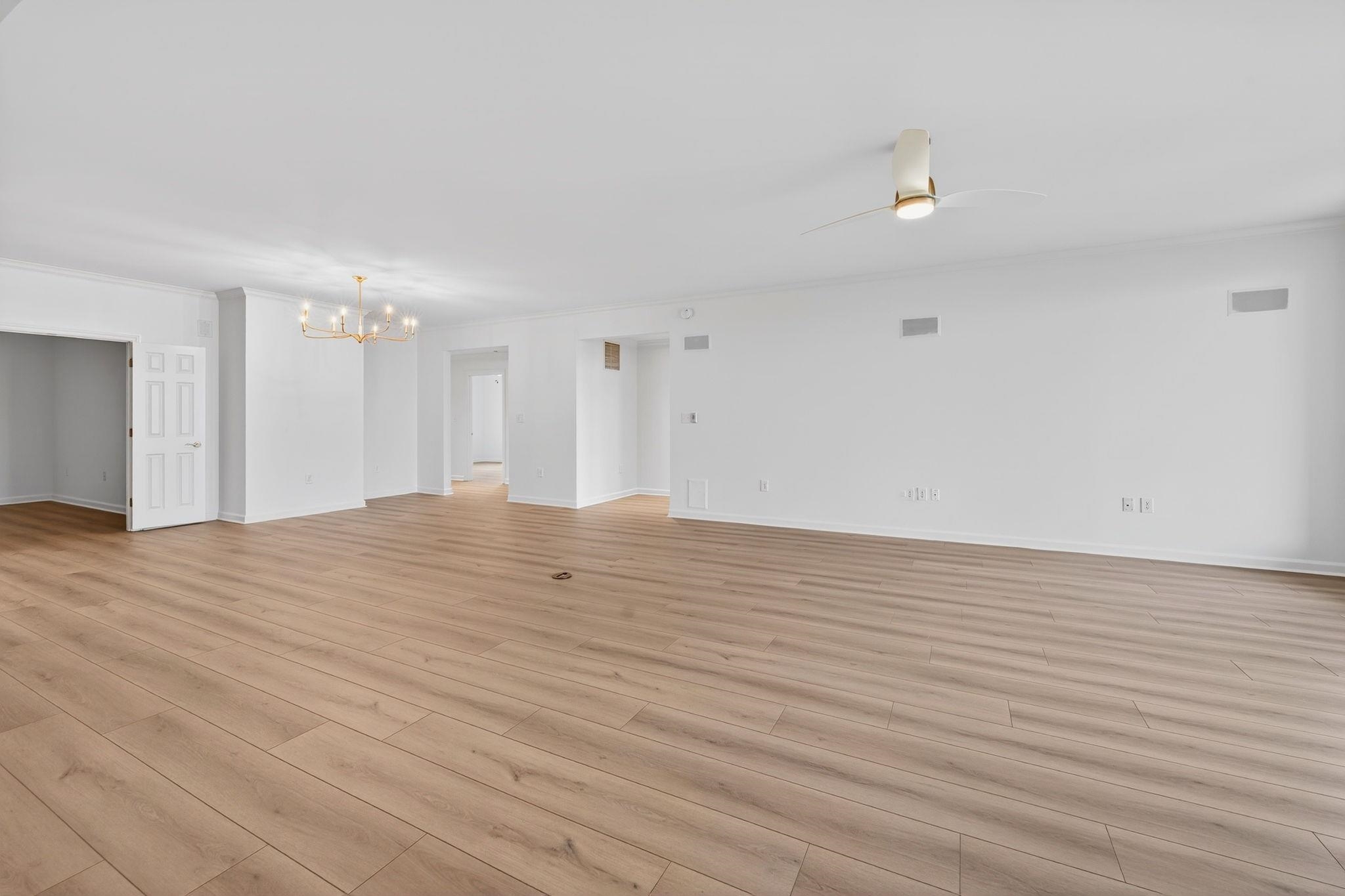 8500 Margate Circle Property Photo 8