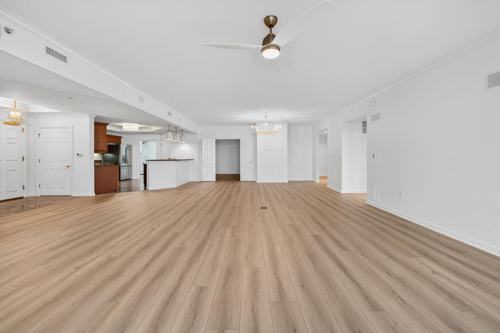 8500 Margate Circle Property Photo 10