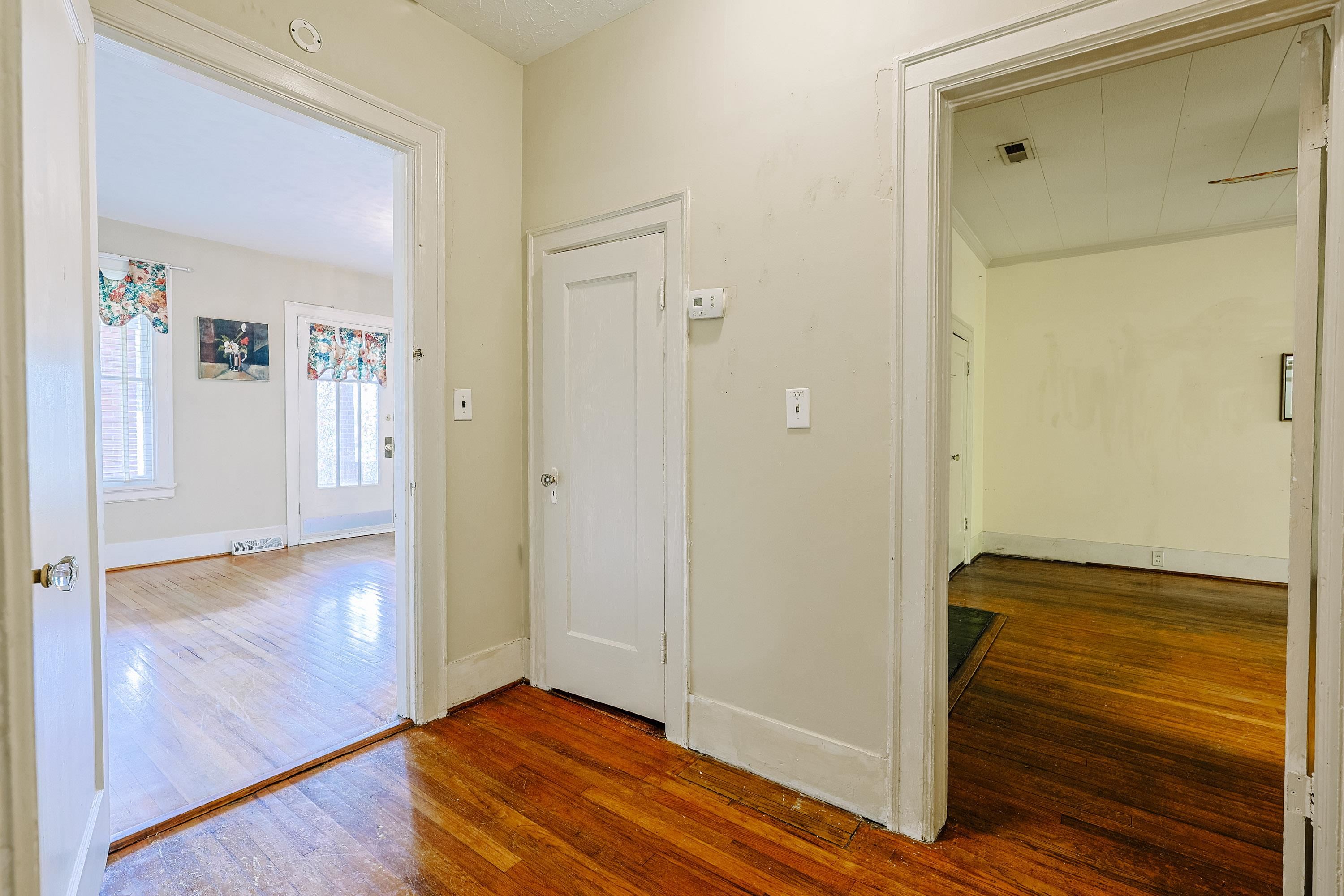 305 N Main St. Property Photo 22
