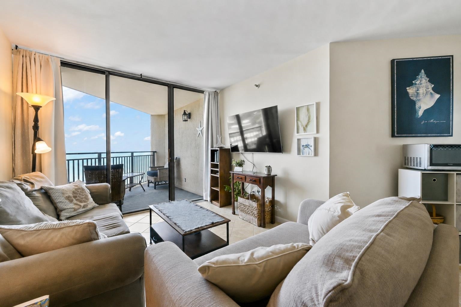 5523 N Ocean Blvd. Property Photo 5