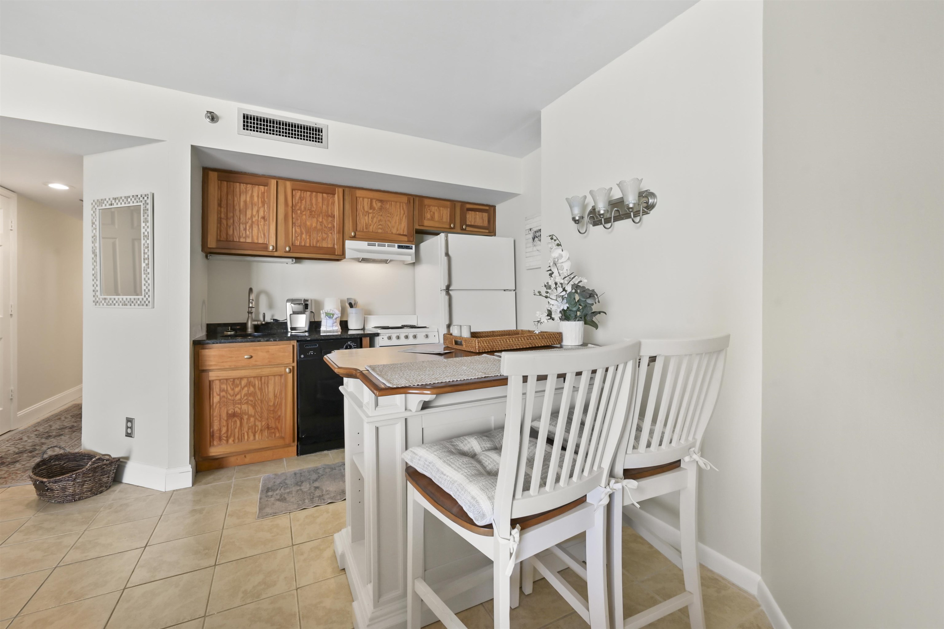 5523 N Ocean Blvd. Property Photo 10