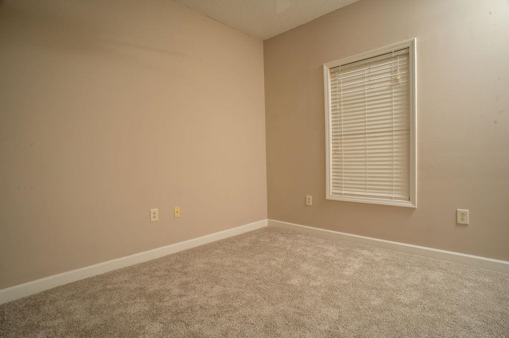 300 Kiskadee Loop Property Photo 24
