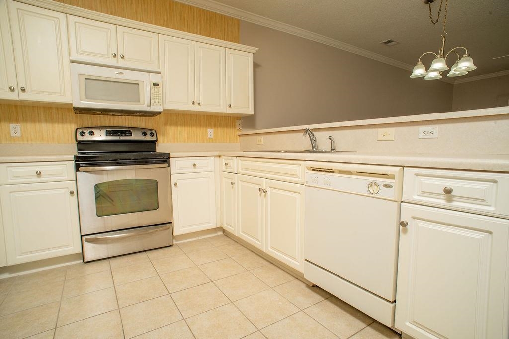 300 Kiskadee Loop Property Photo 37