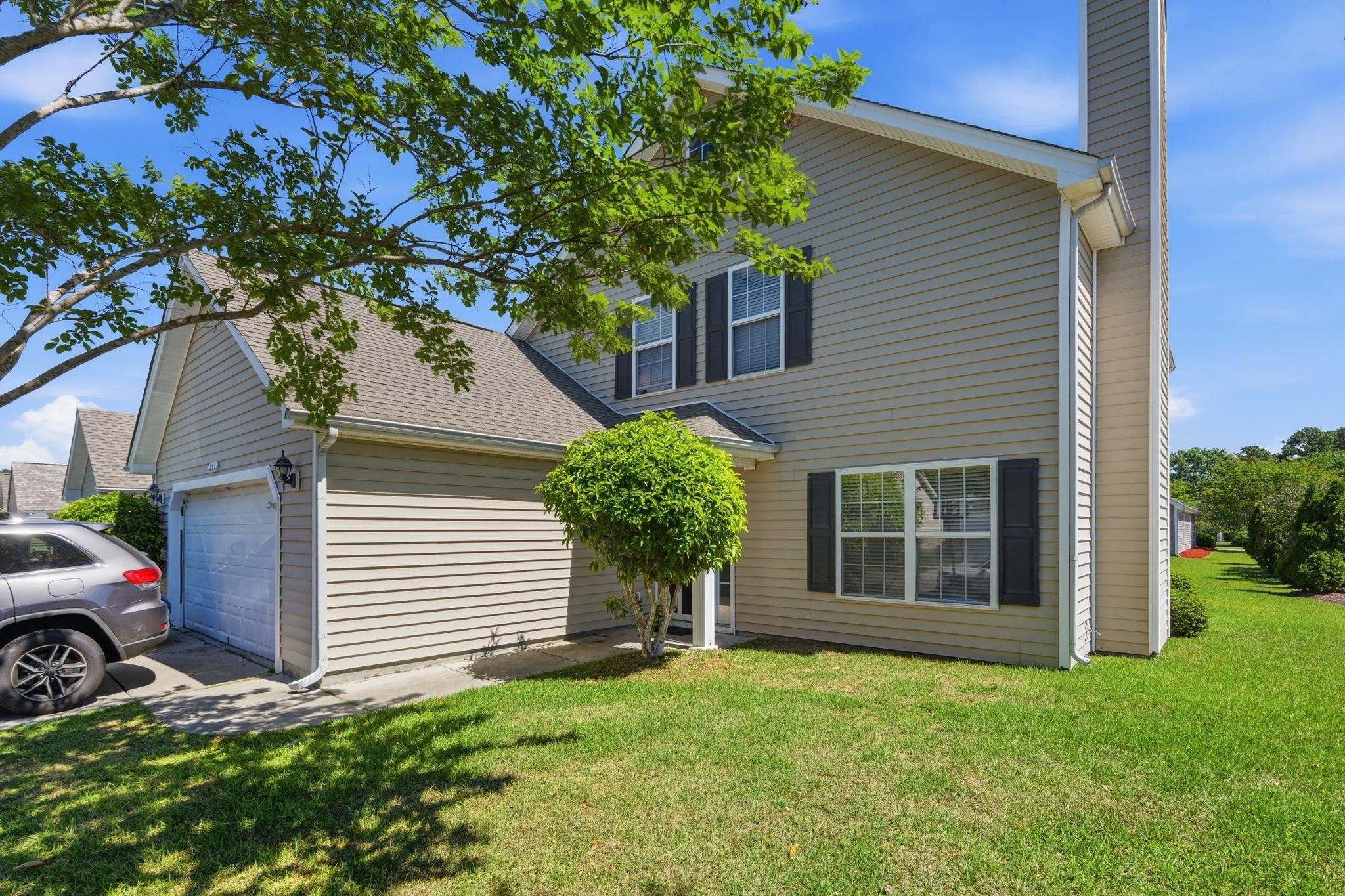 391 Vesta Dr. Property Photo 1
