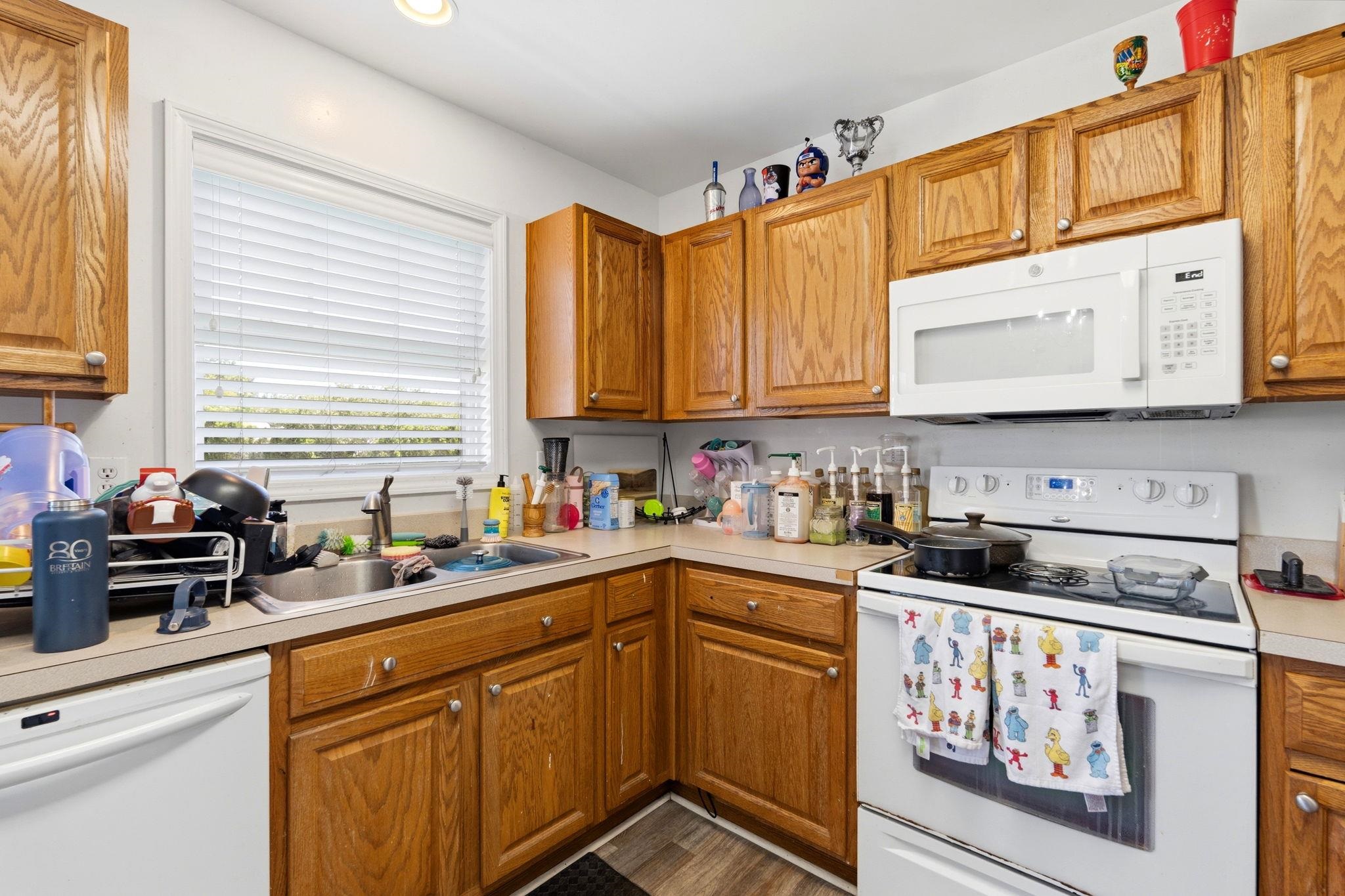 391 Vesta Dr. Property Photo 10